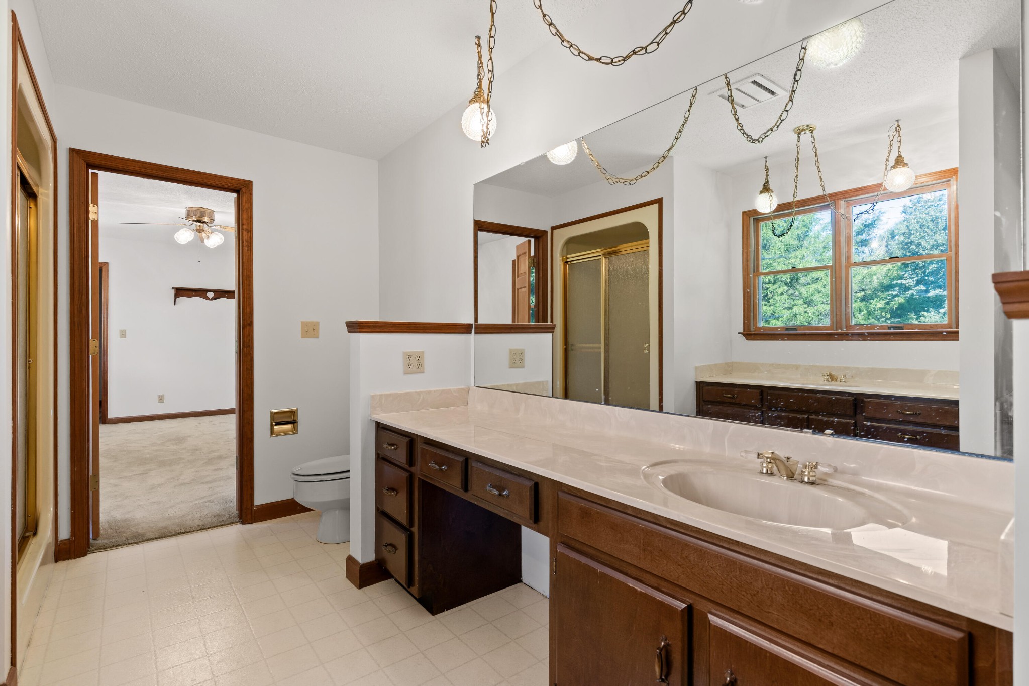 2401 Igou Ferry Road Property Photo 57