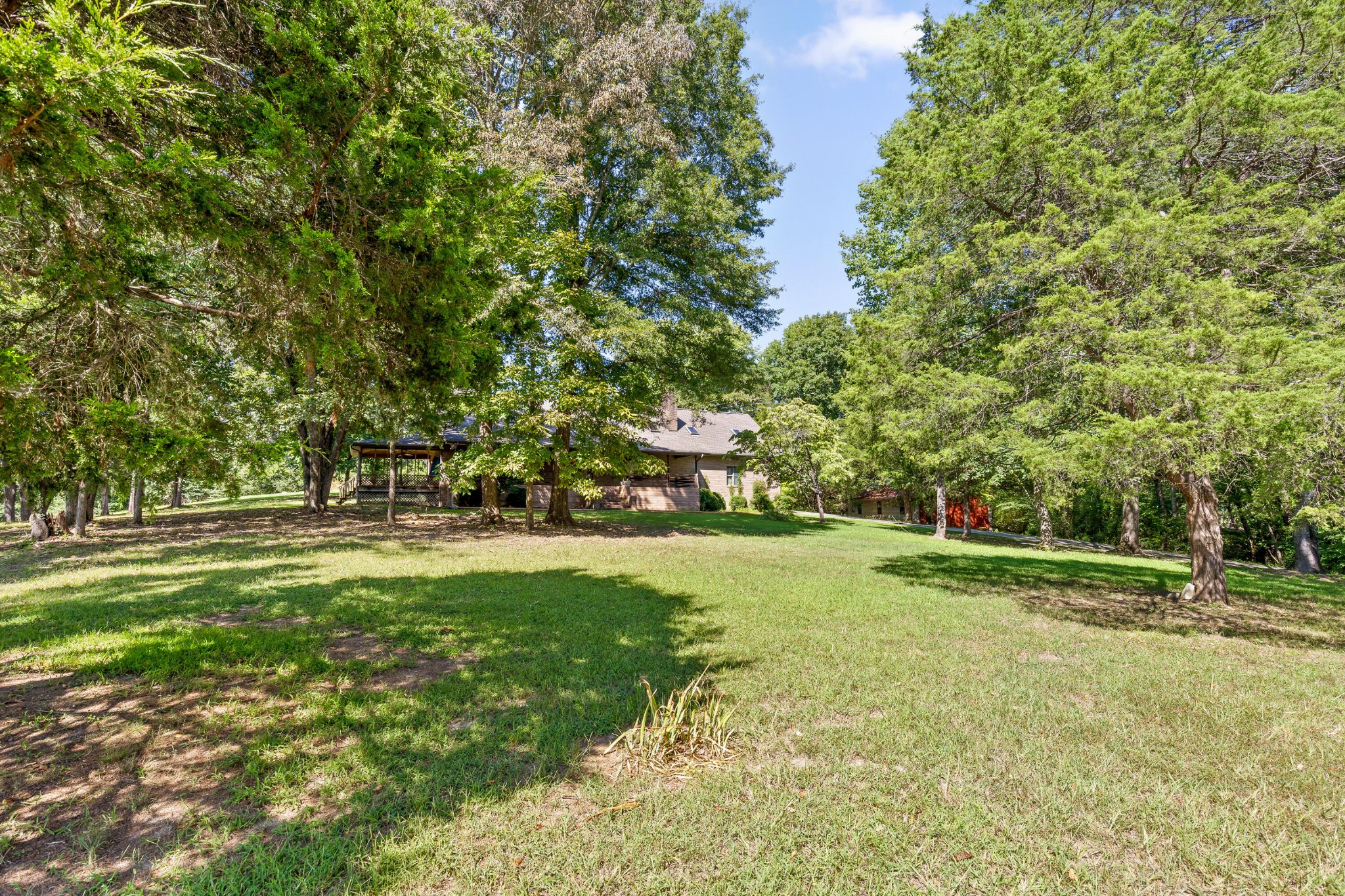 2401 Igou Ferry Road Property Photo 95