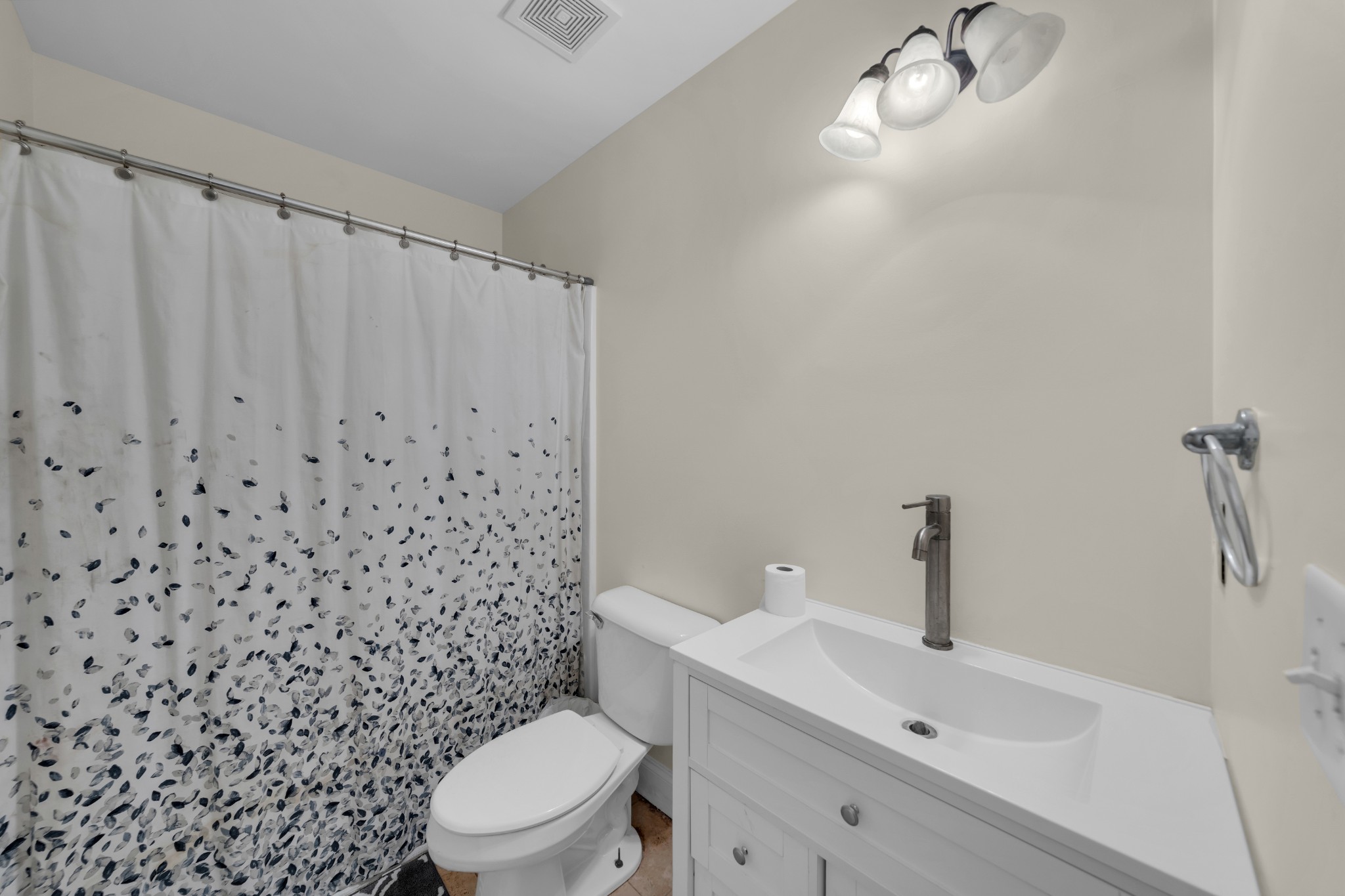 303 Andy Johns Dr Property Photo 21