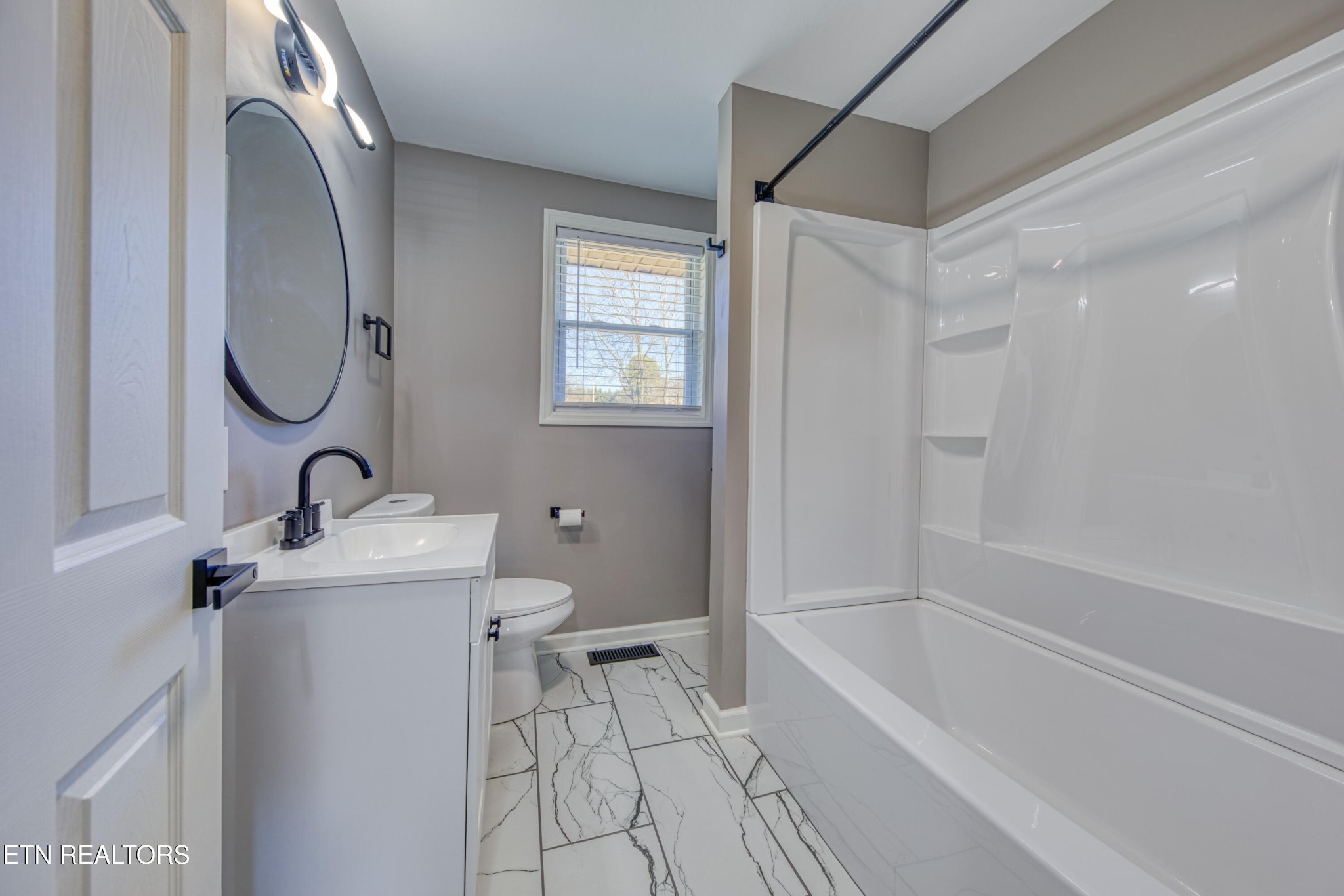 4114 Central Avenue Pike Property Photo 14
