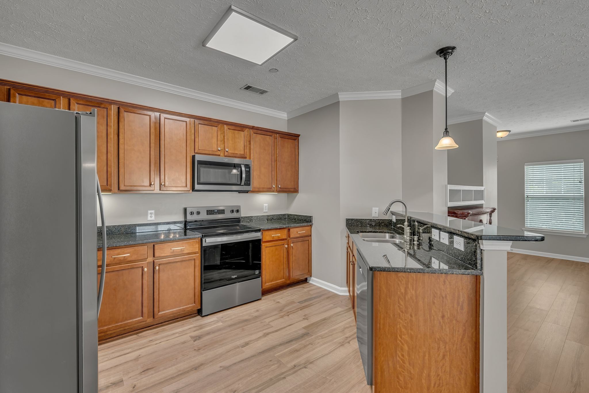 1033 Park Run Drive Property Photo 1