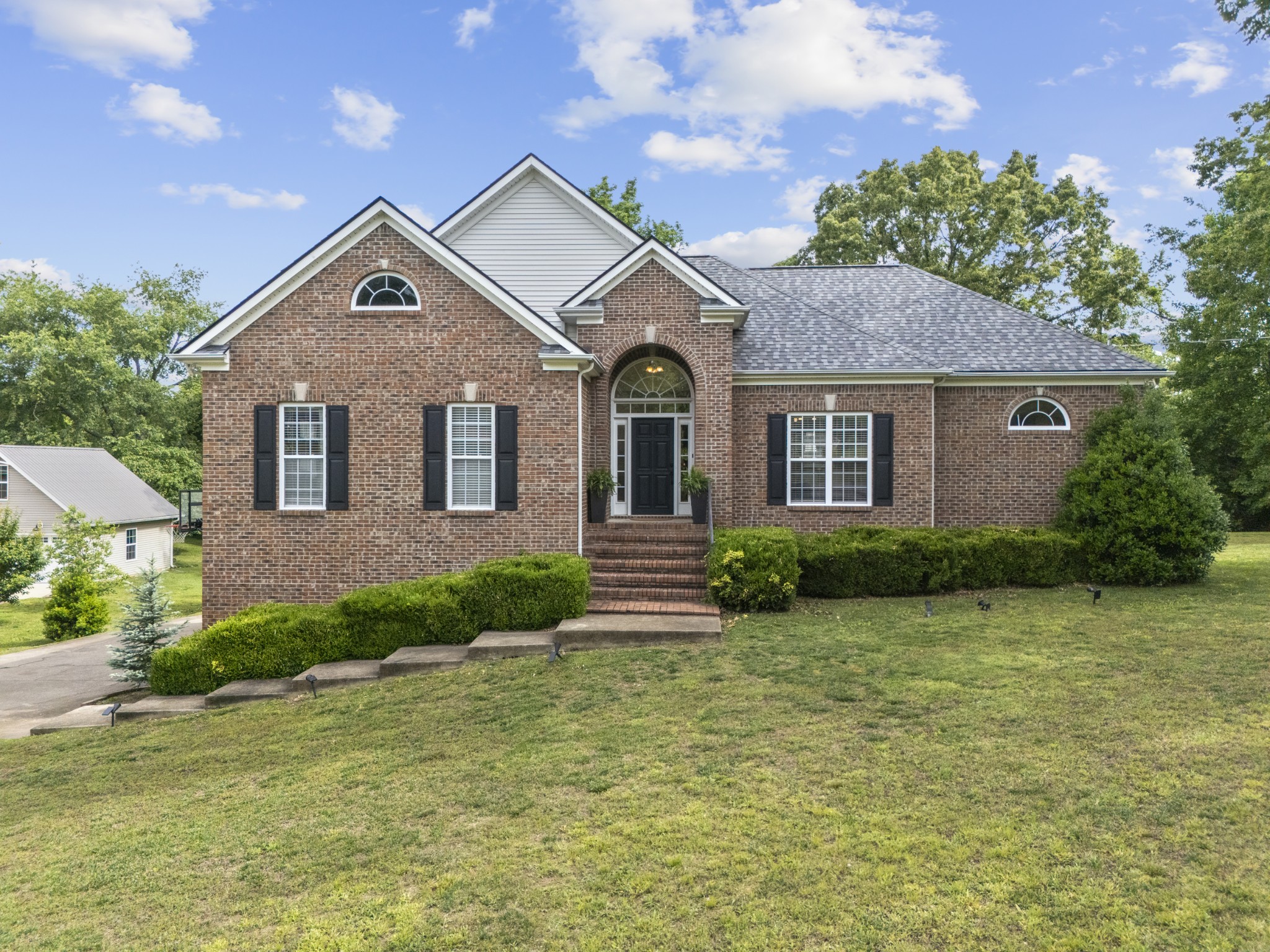 202 Contrary Rd