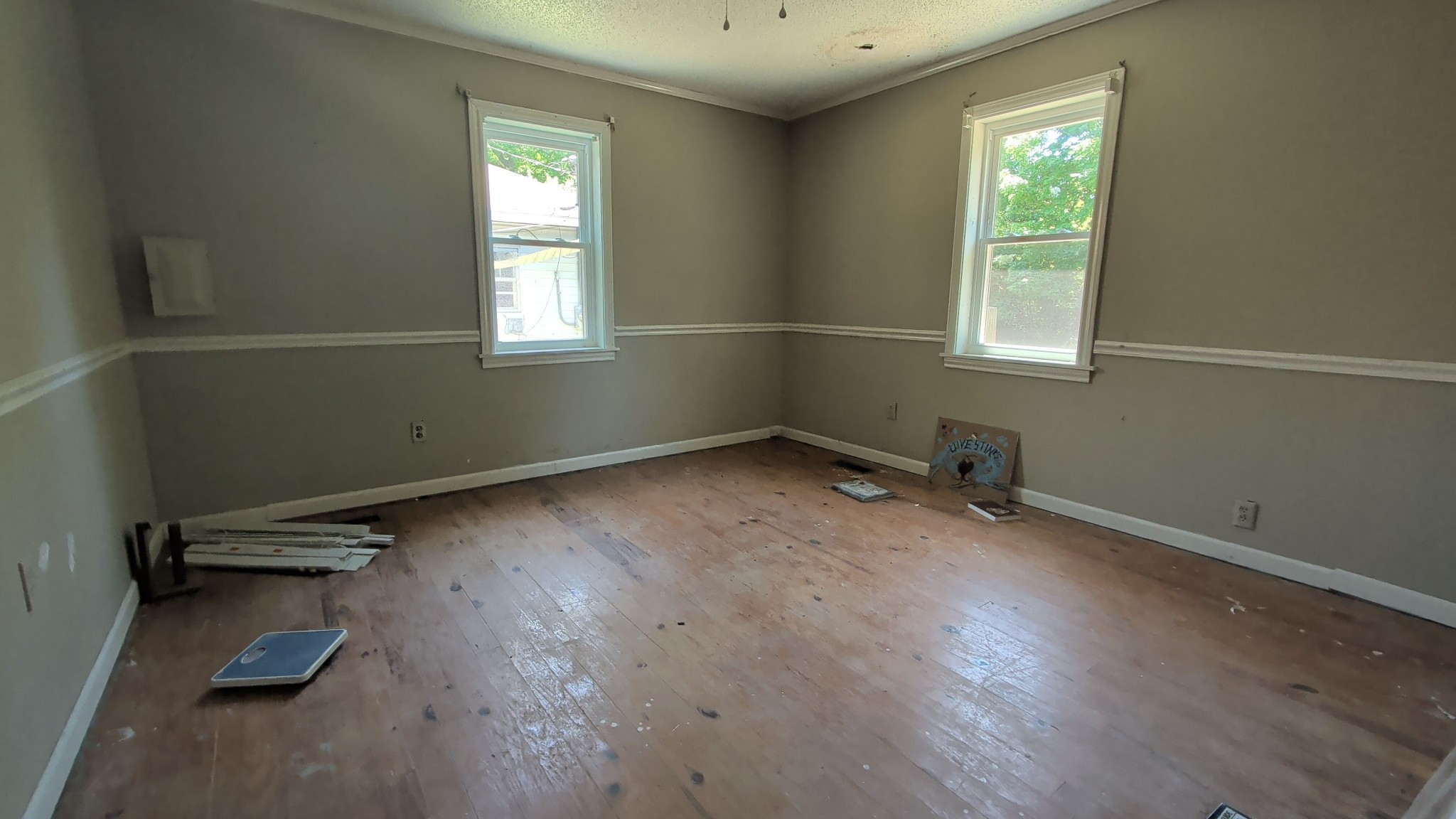 1305 Jones St Property Photo 7