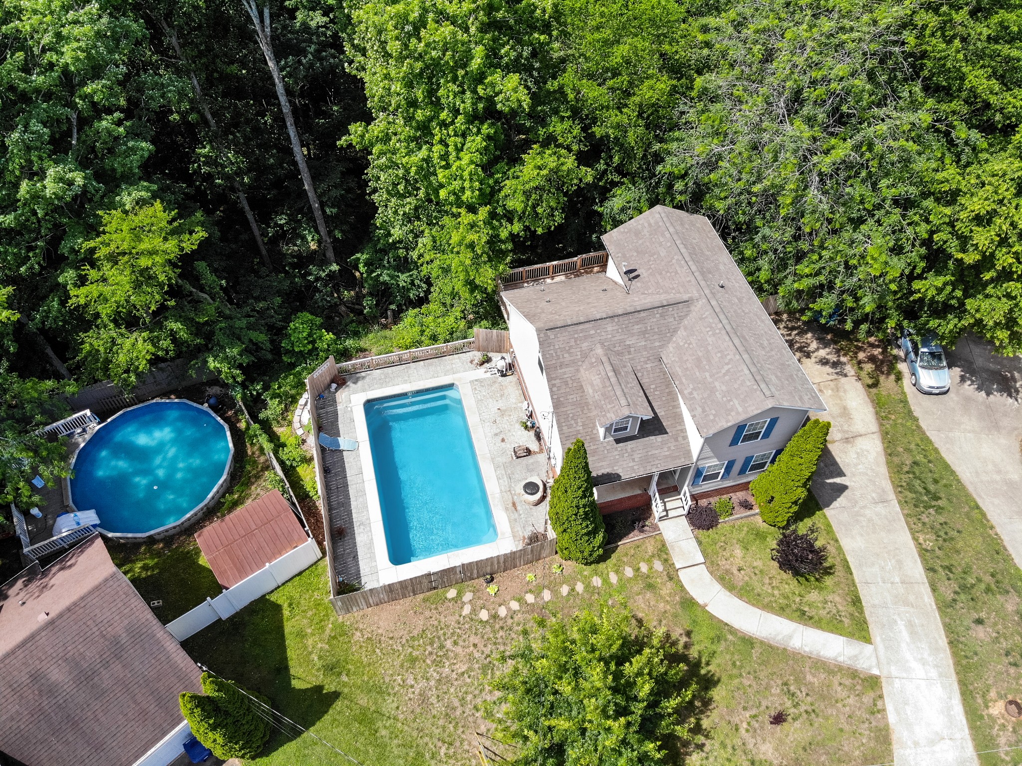 907 Sugarcane Way