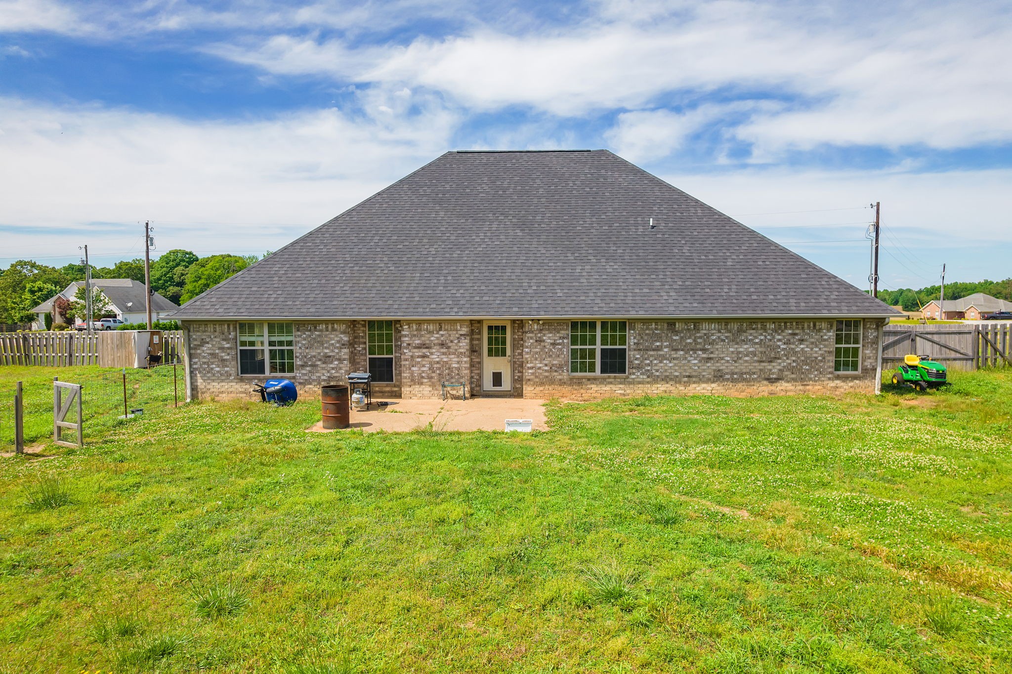 100 Mary Kate Ln Property Photo 26