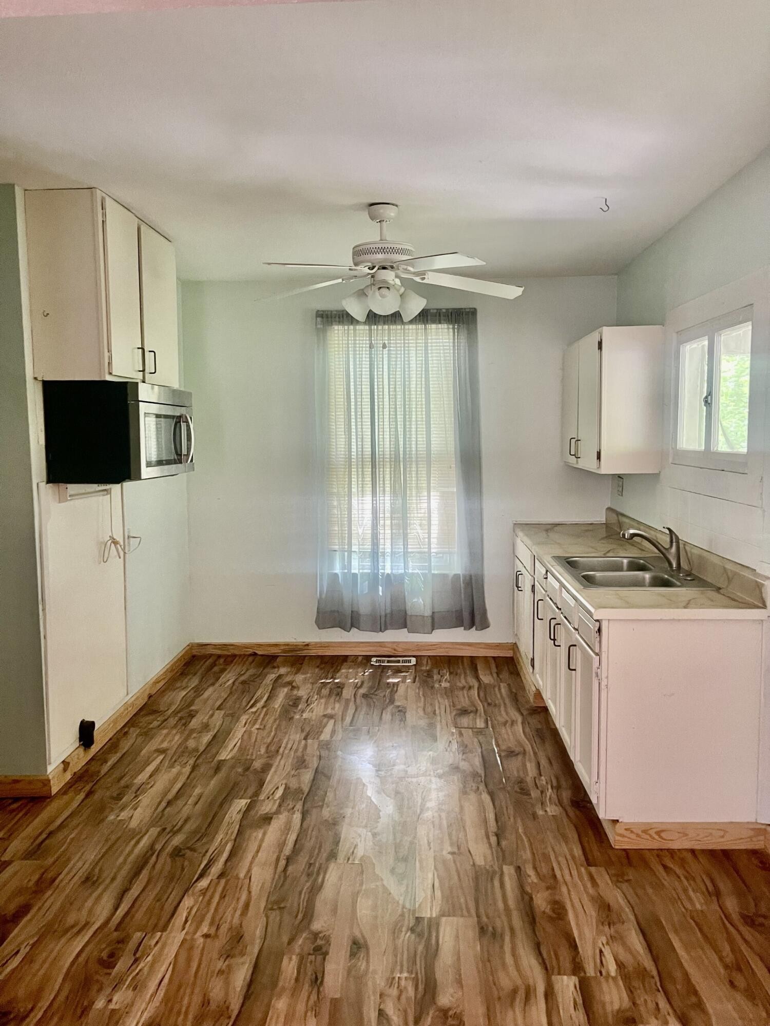1118 Georgia Avenue Property Photo 8