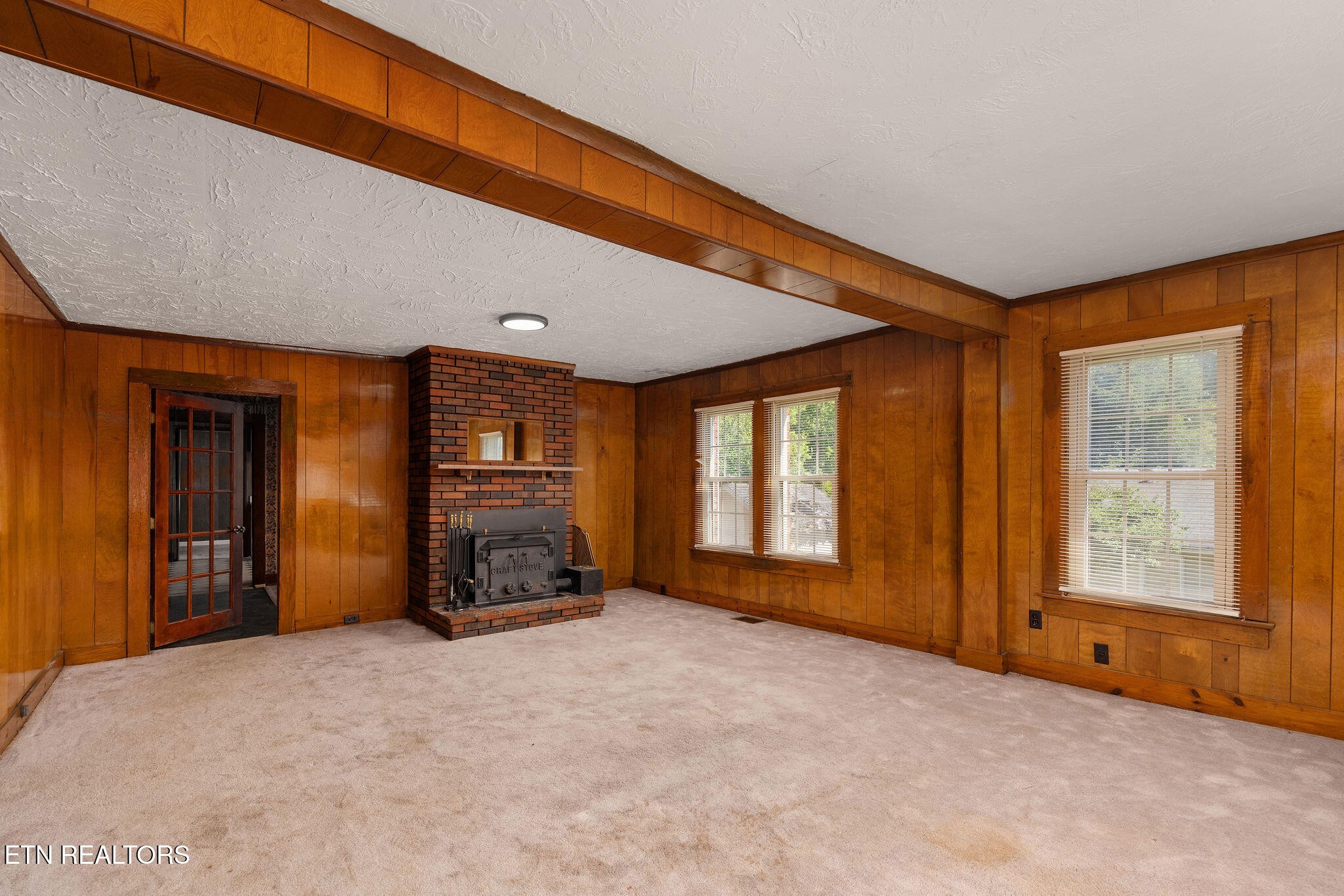 303 E Louise Ave Property Photo 11