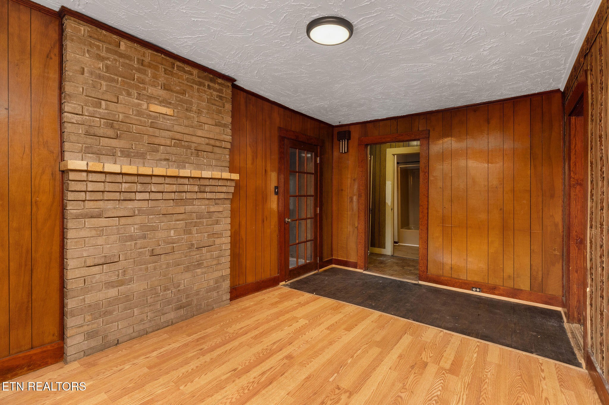 303 E Louise Ave Property Photo 22