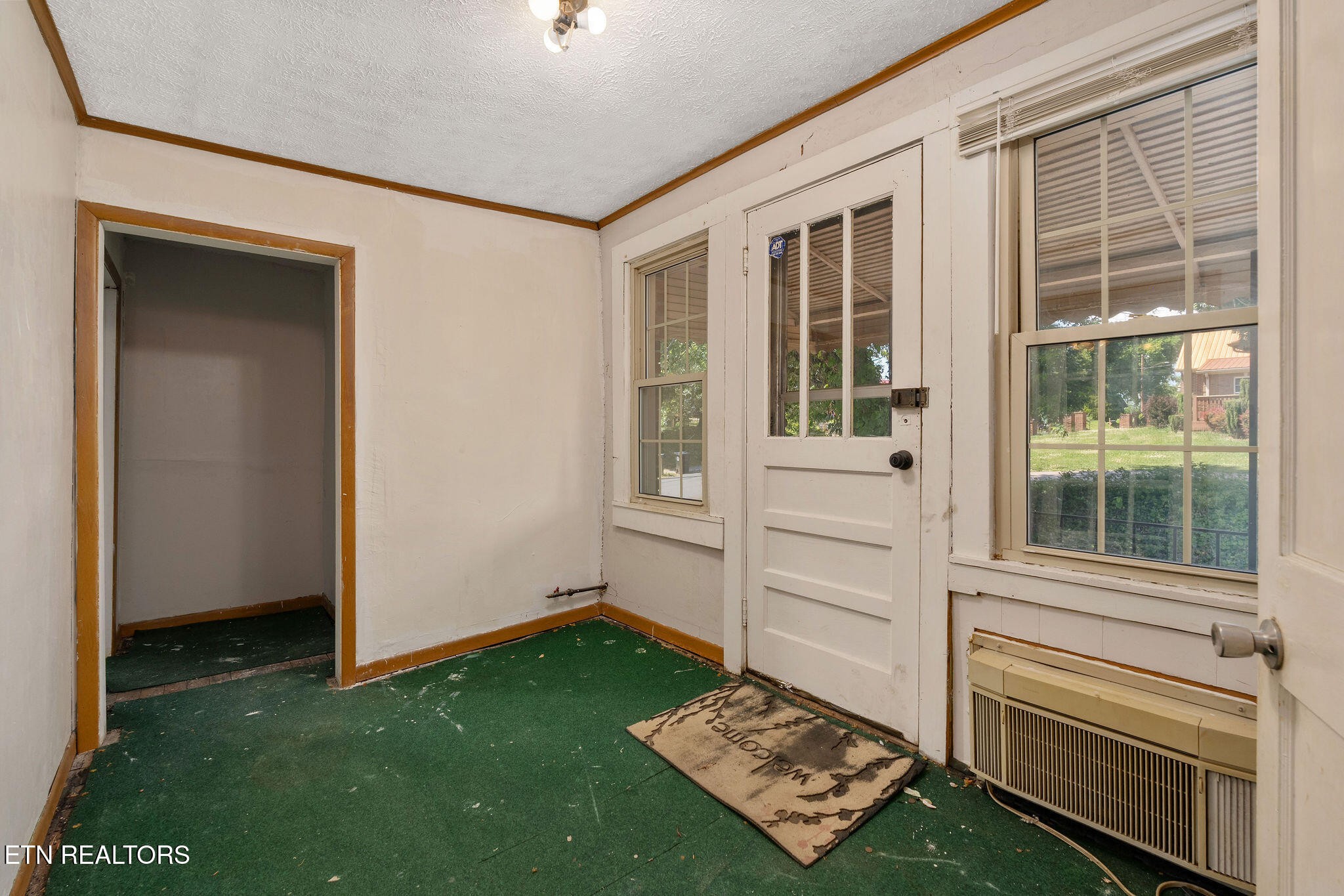 303 E Louise Ave Property Photo 33