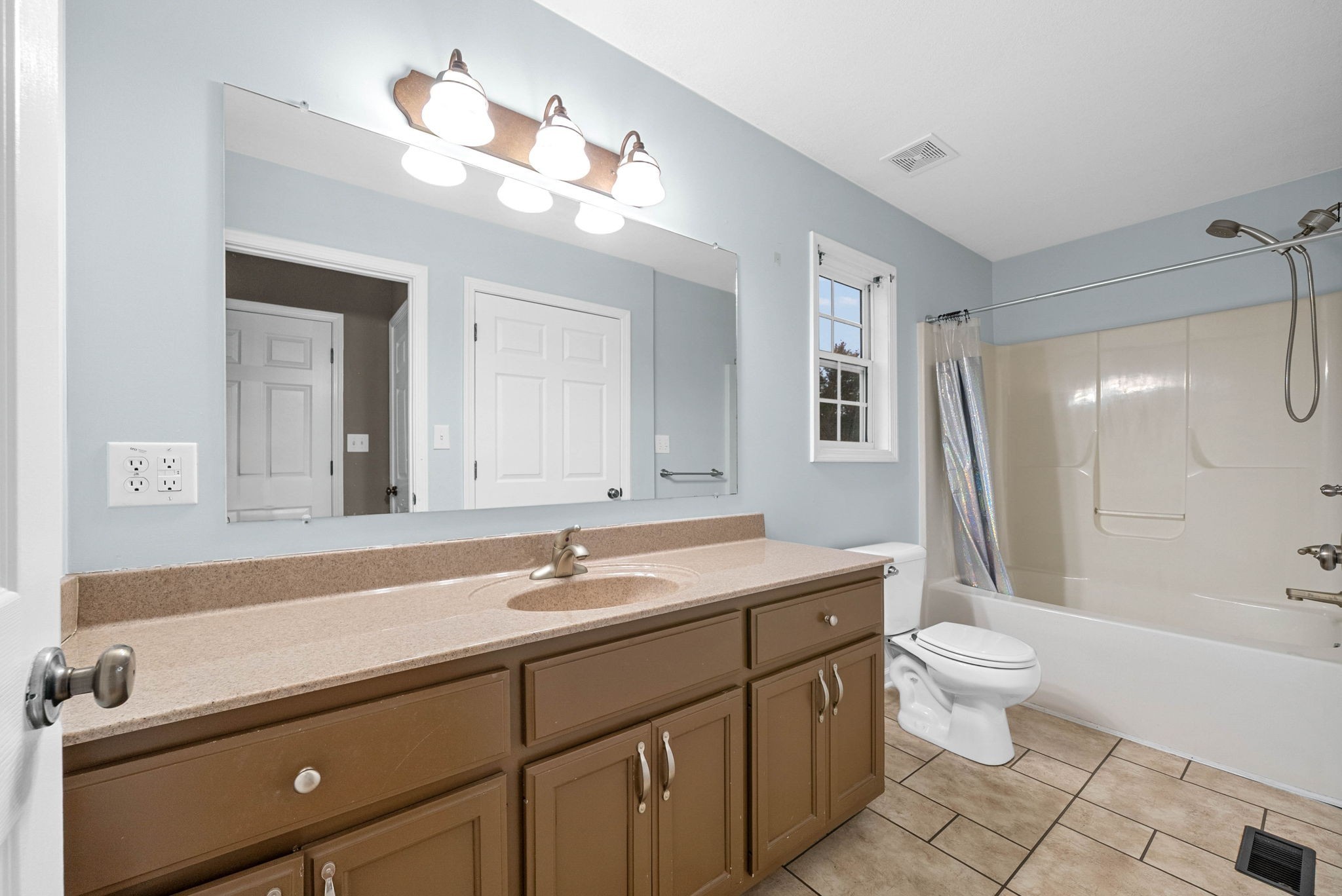 229 Cheshire Rd Property Photo 29