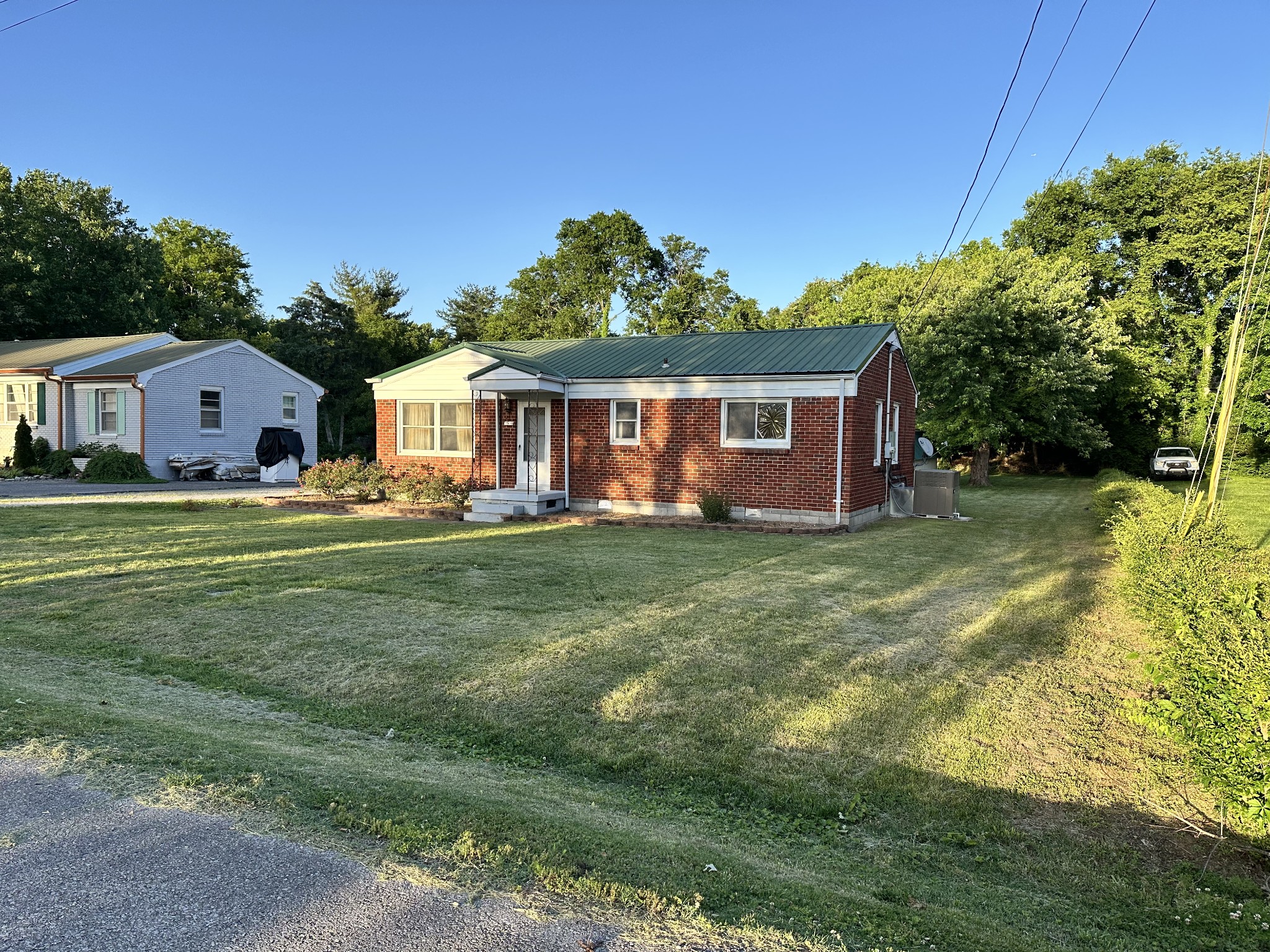 1509 Sunset Dr Property Photo 3