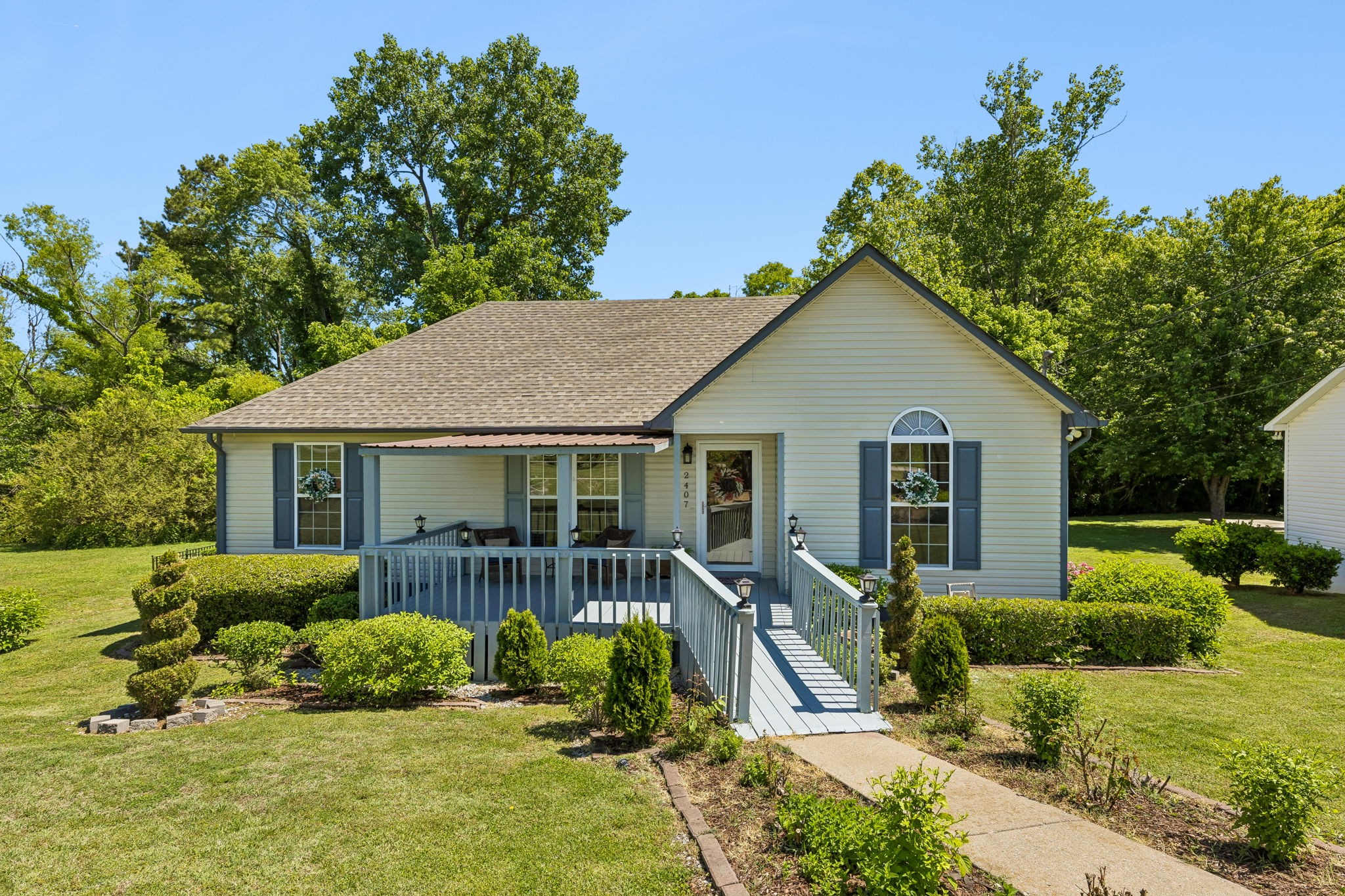 2407 Keith Dr Property Photo 1