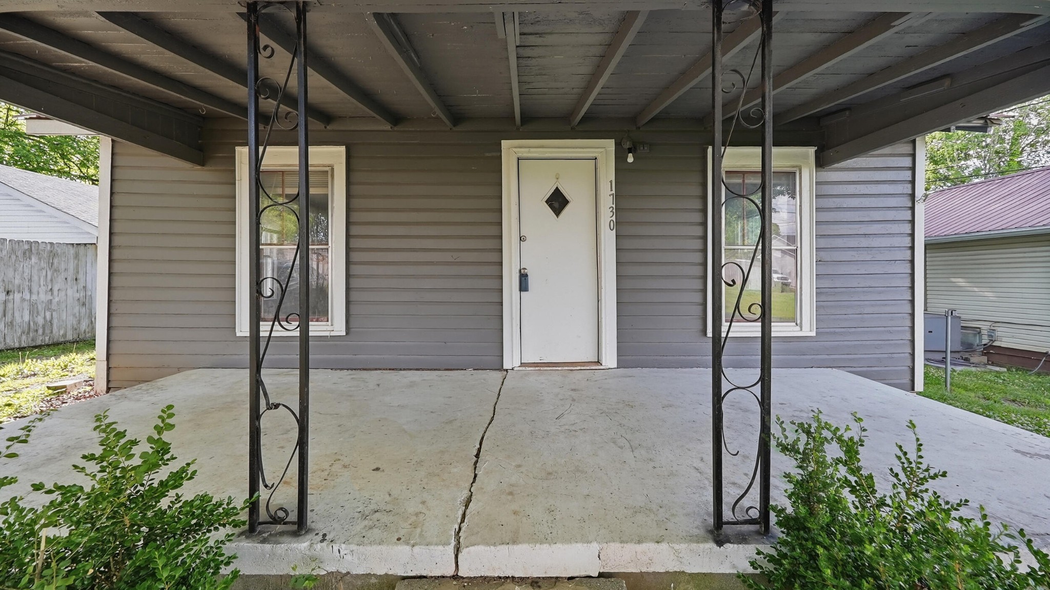 1730 Baugh Street, Ne Property Photo 5