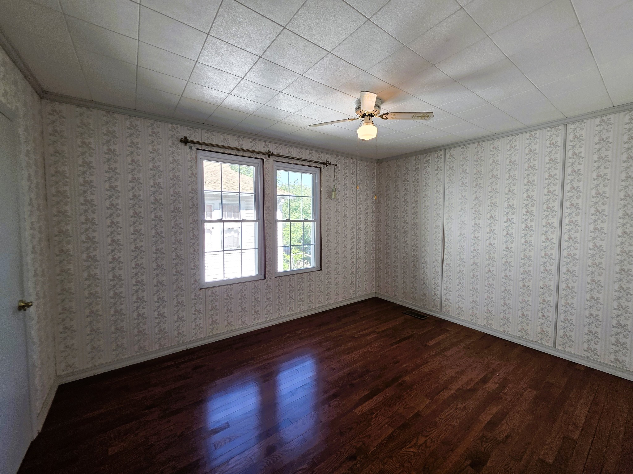 122 W Lake St Property Photo 30