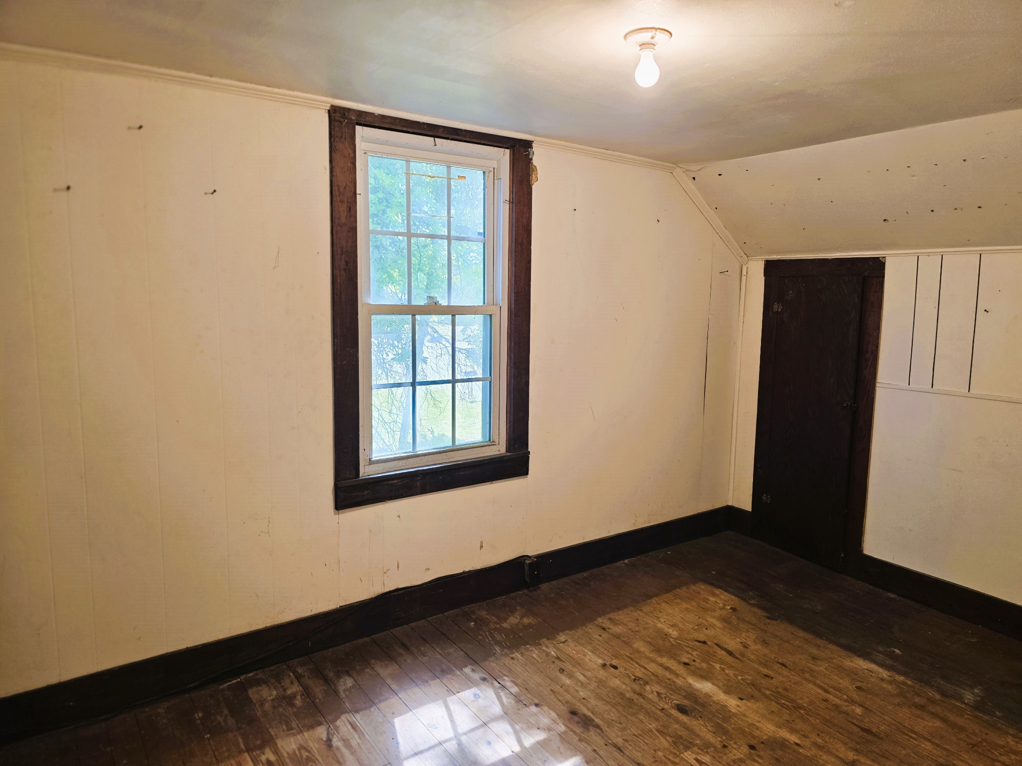 122 W Lake St Property Photo 37