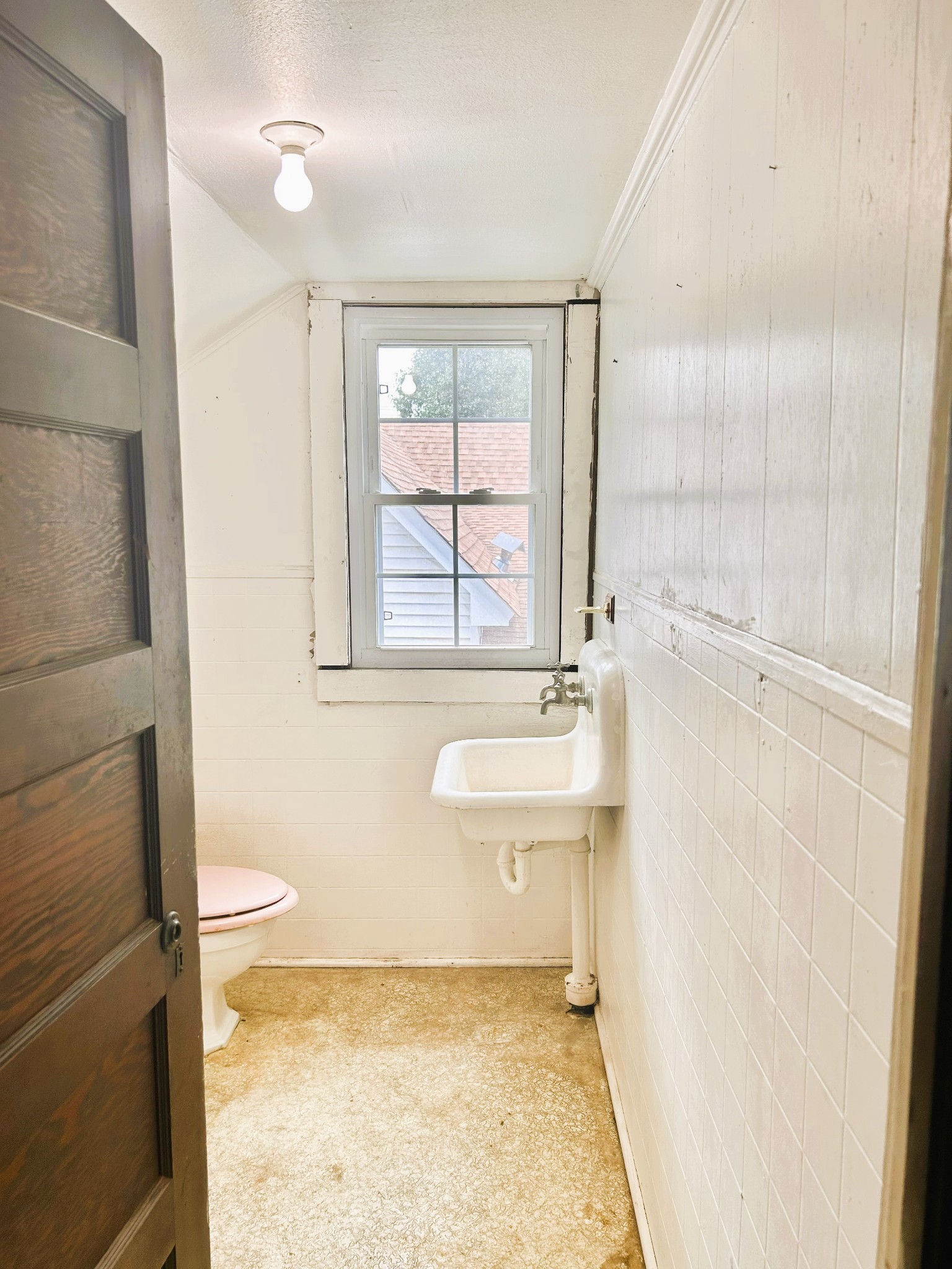 122 W Lake St Property Photo 39