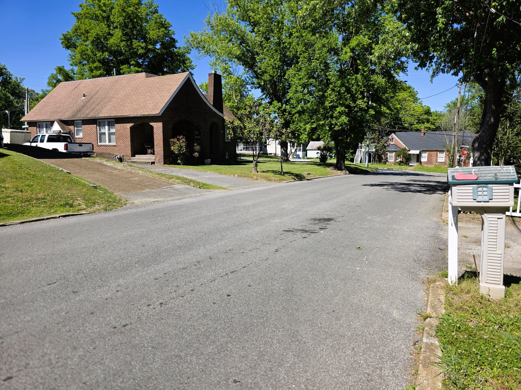 122 W Lake St Property Photo 48