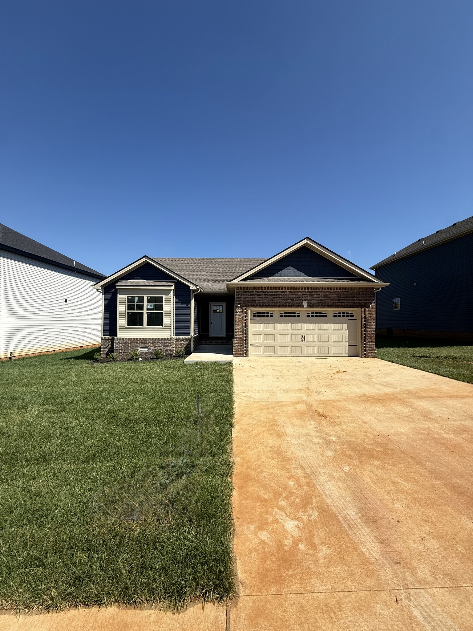318 Cardinal Creek Property Photo 1