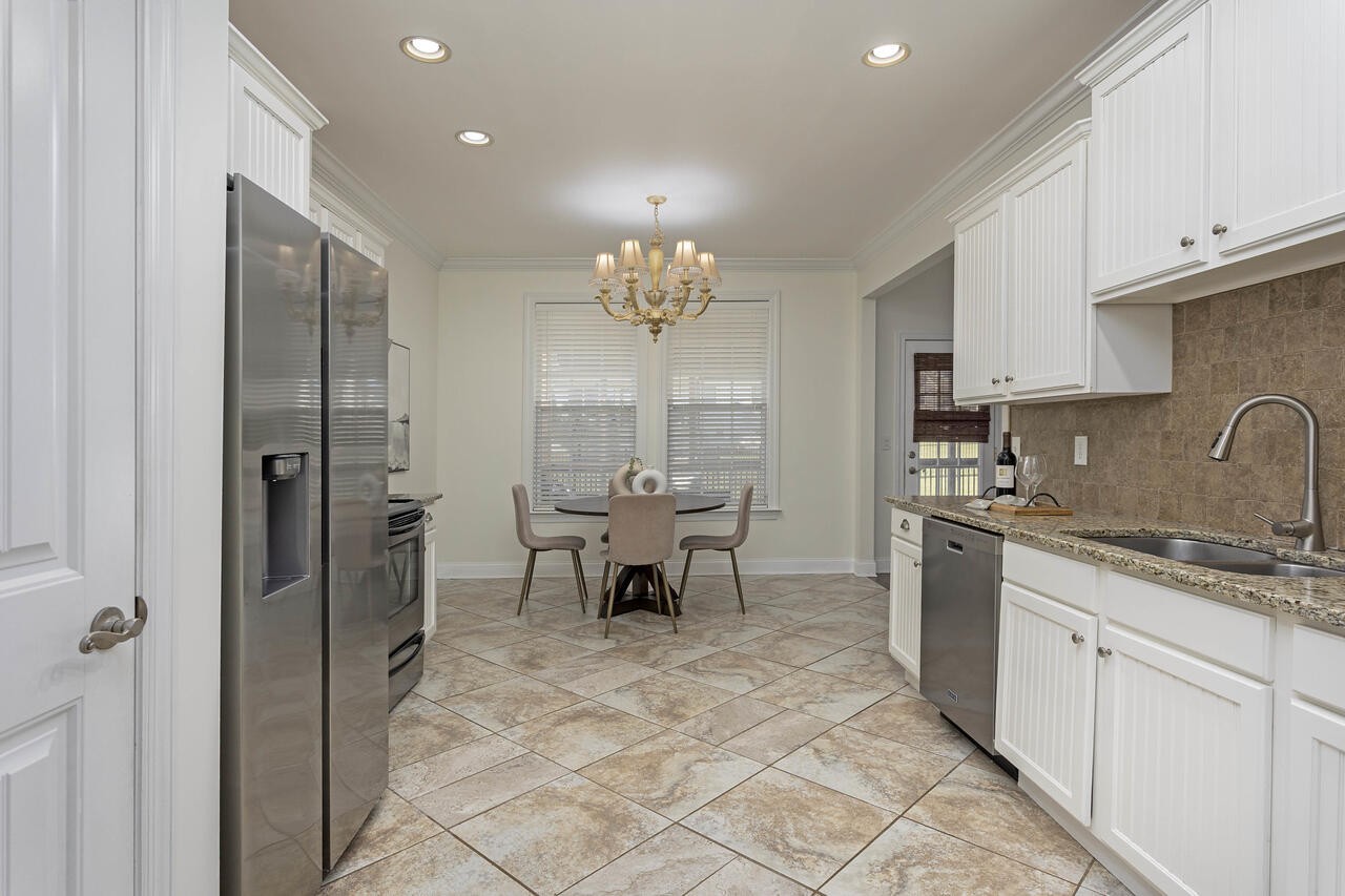 152 Winding Glen Drive, Nw Property Photo 15