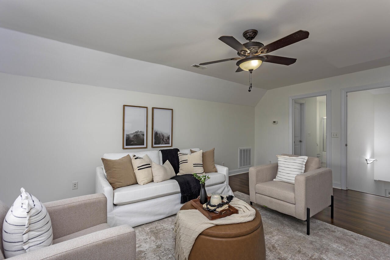 152 Winding Glen Drive, Nw Property Photo 41