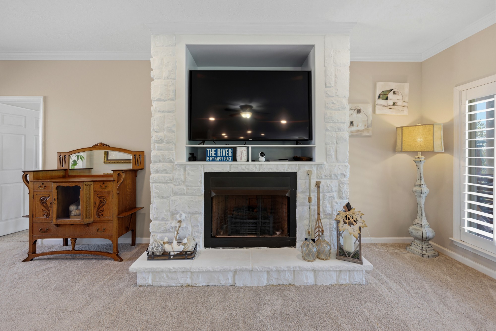 300 Rivers Edge Dr Property Photo 9
