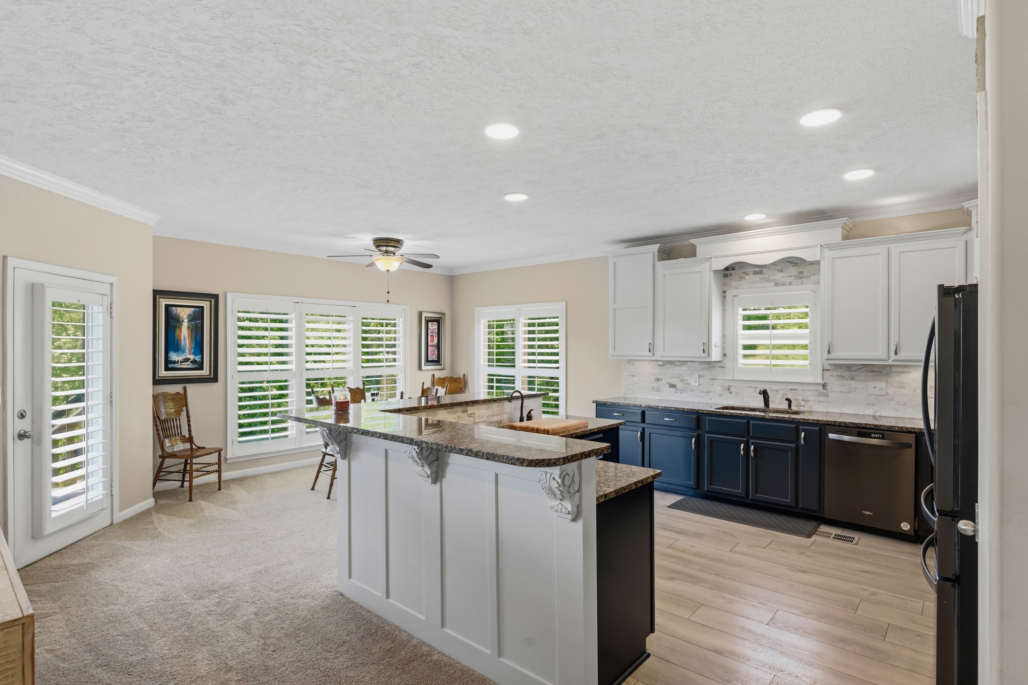 300 Rivers Edge Dr Property Photo 10