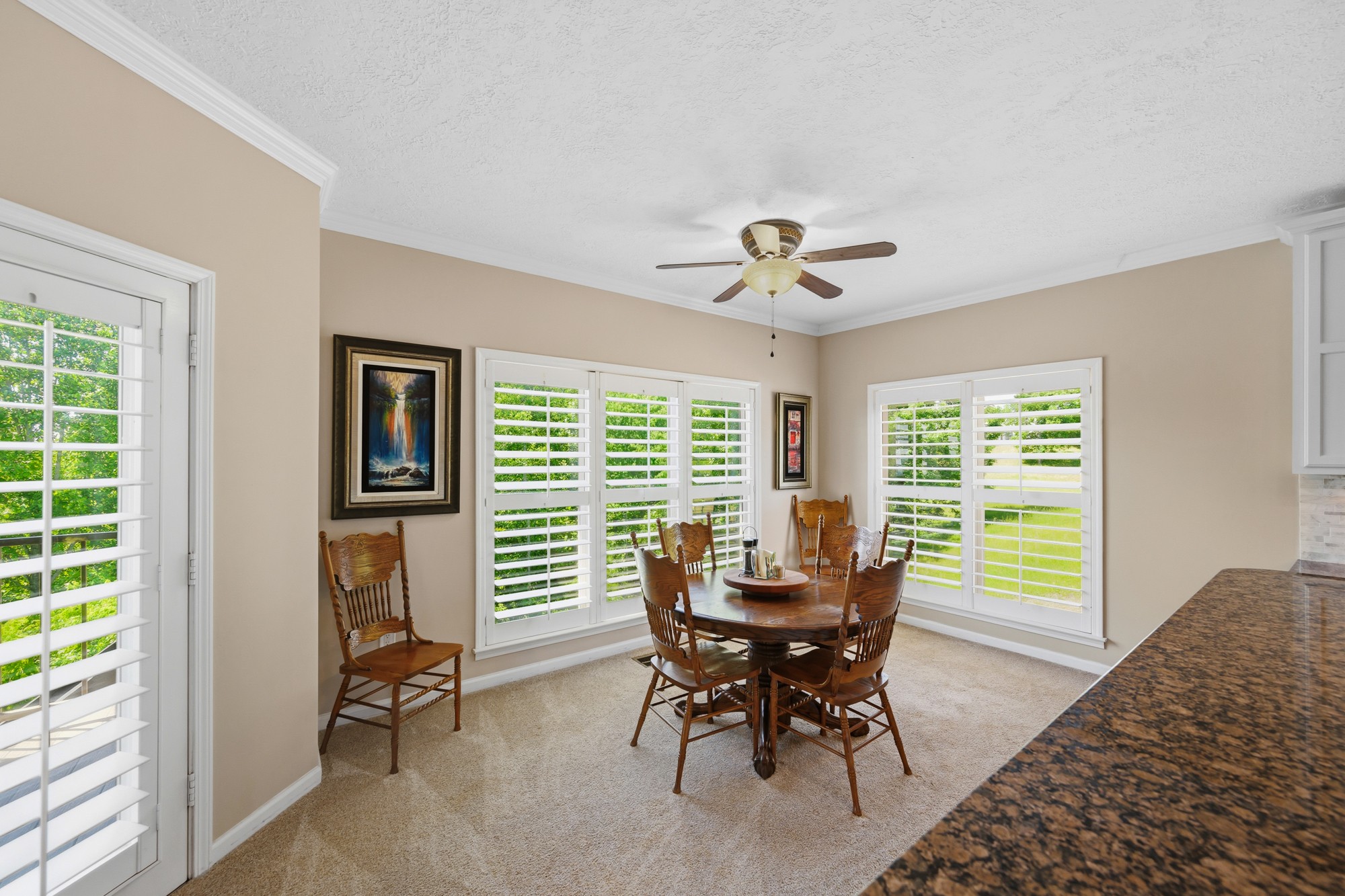 300 Rivers Edge Dr Property Photo 14