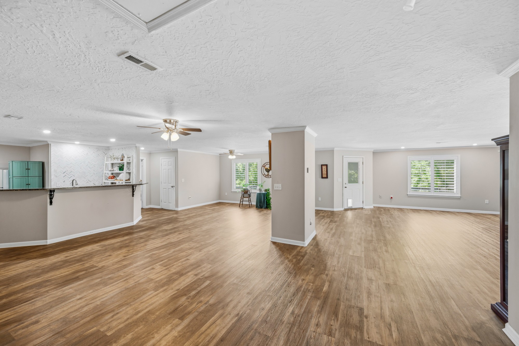 300 Rivers Edge Dr Property Photo 29