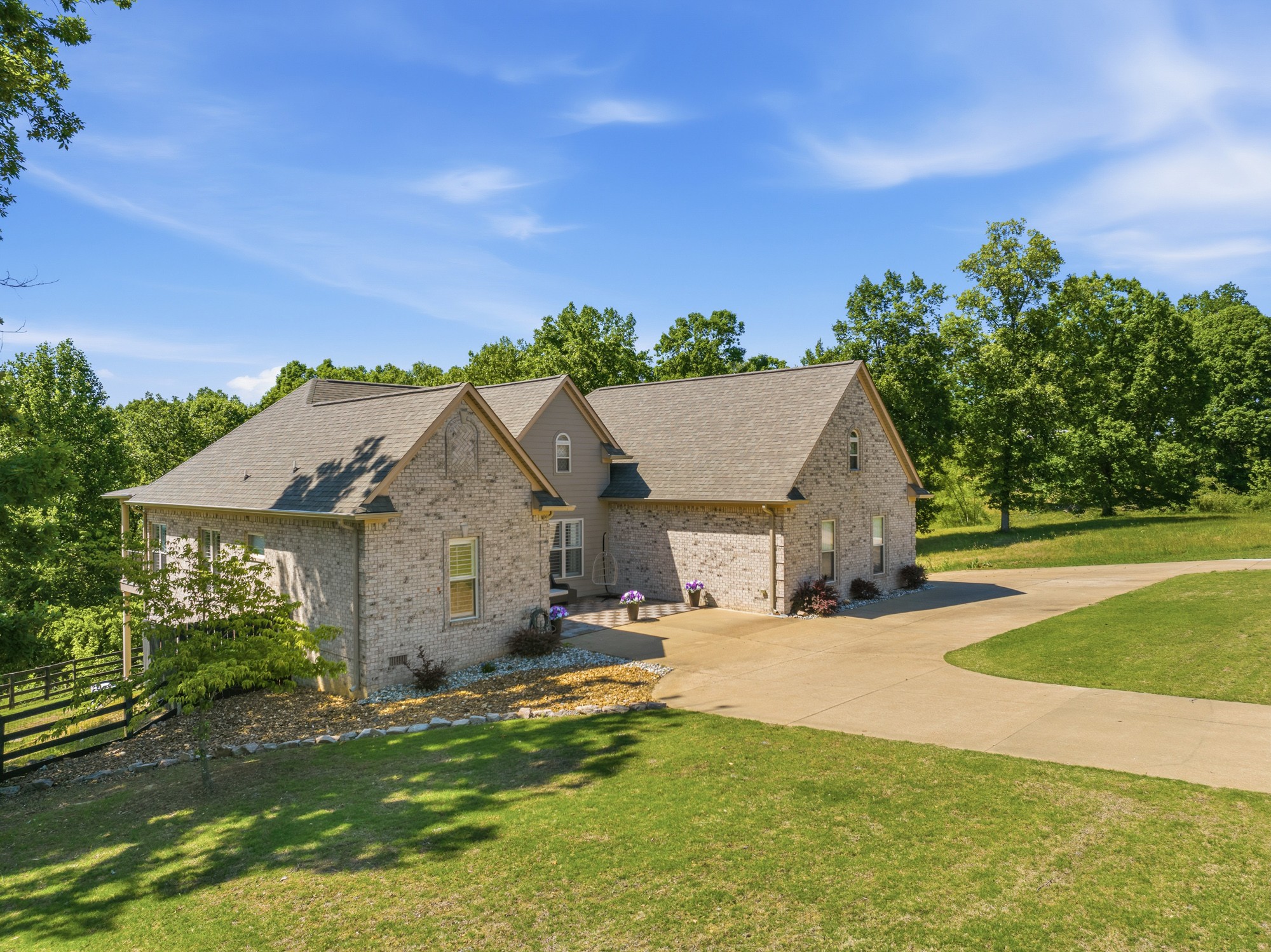 300 Rivers Edge Dr Property Photo 46