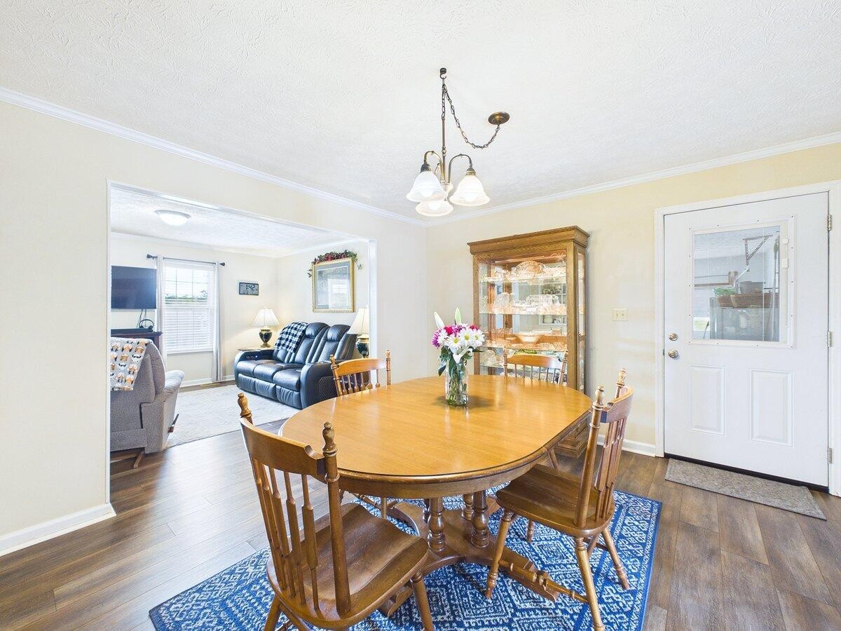 128 County Road 101 Property Photo 17