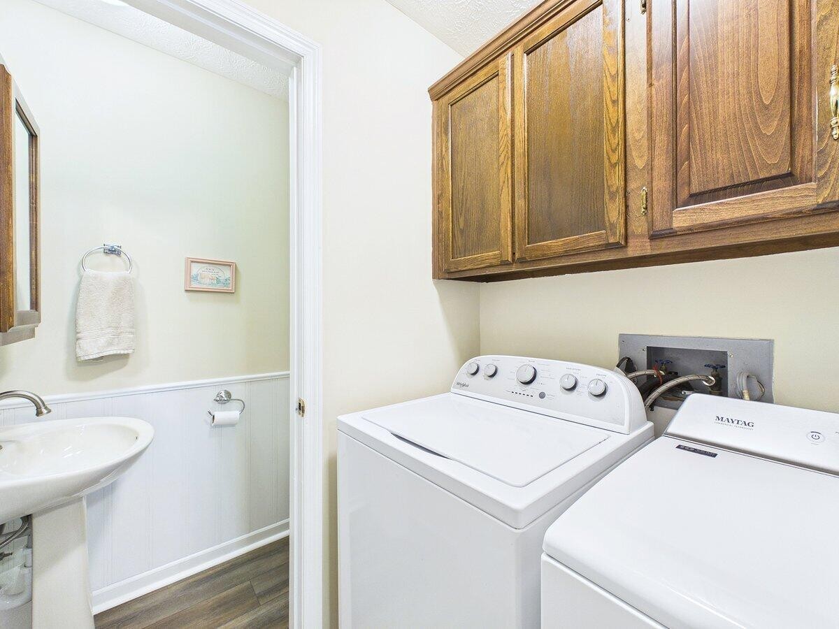128 County Road 101 Property Photo 30
