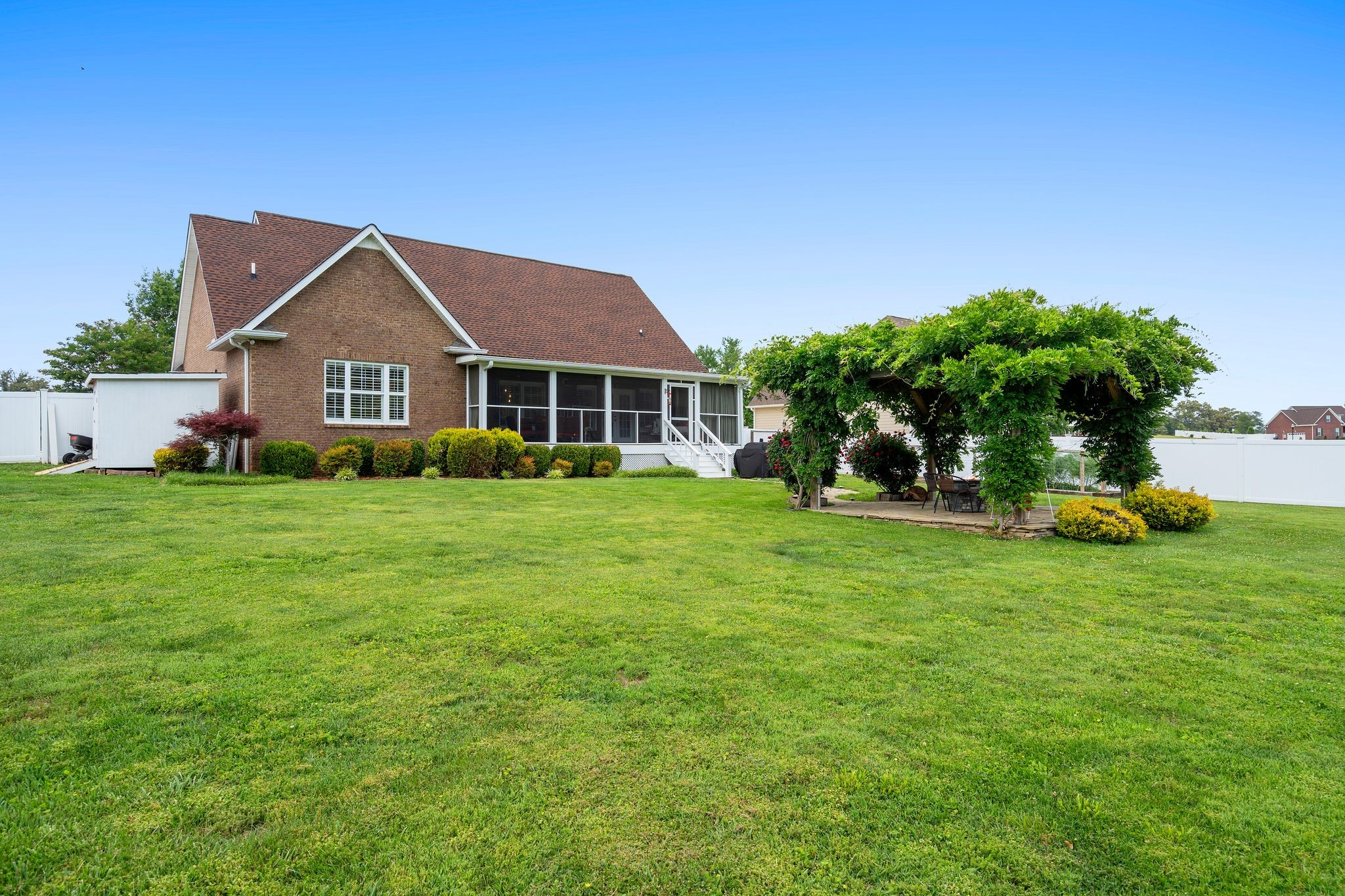 87 Garrison Dr Property Photo 2