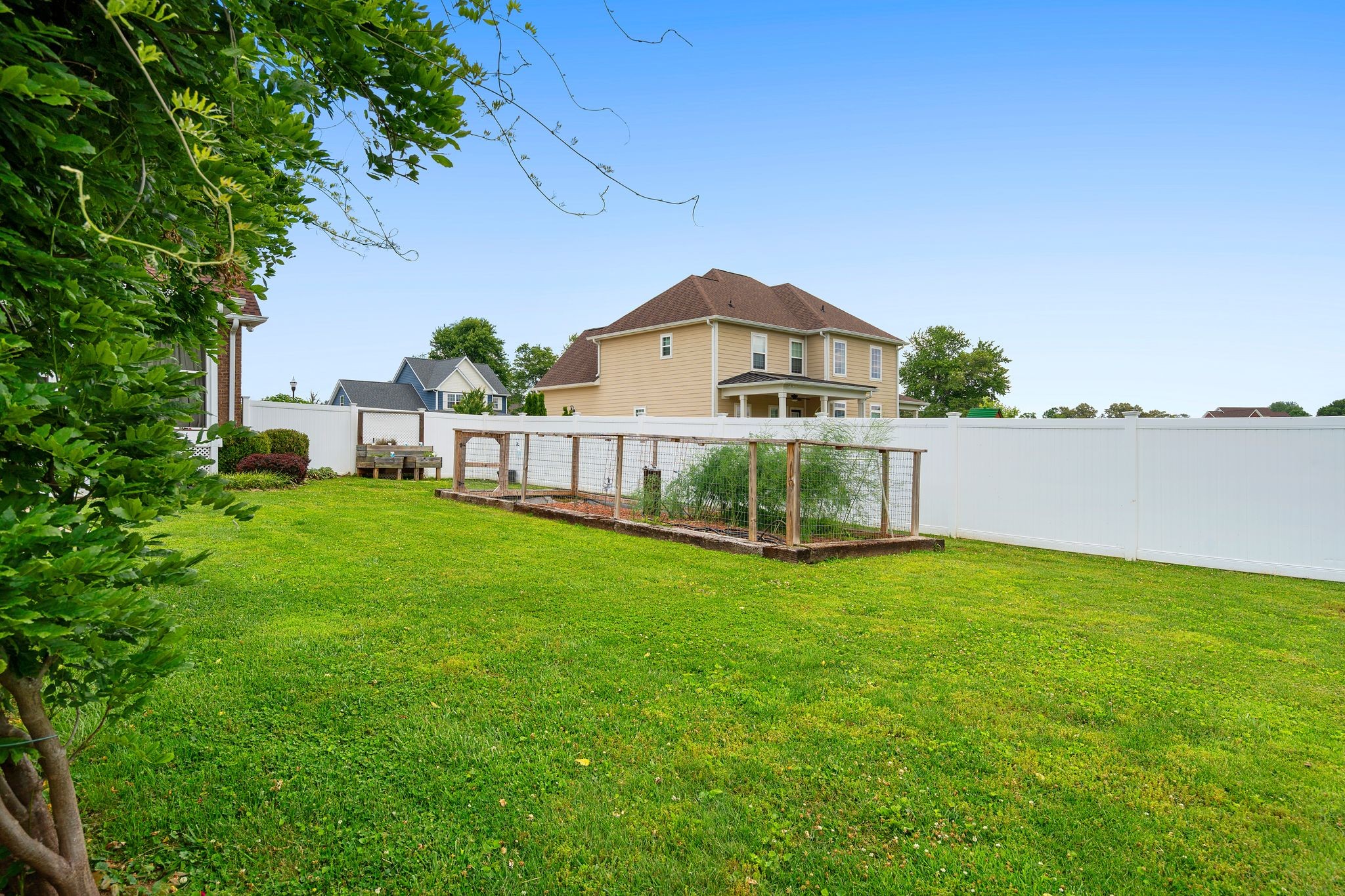 87 Garrison Dr Property Photo 44