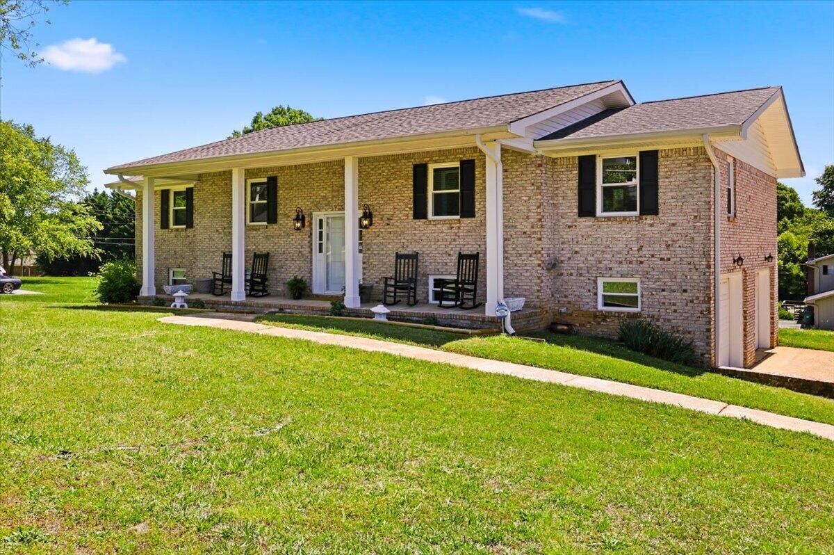 9103 Bay Drive Property Photo 1