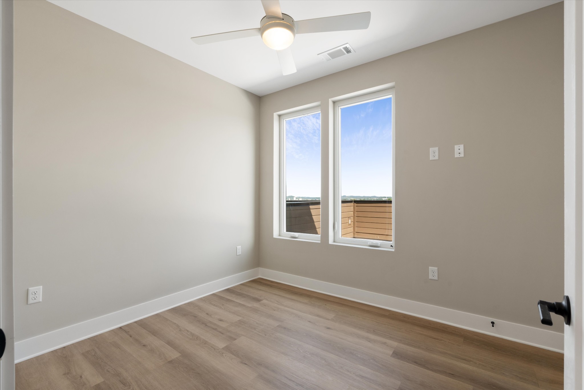 730 Main St Property Photo 14