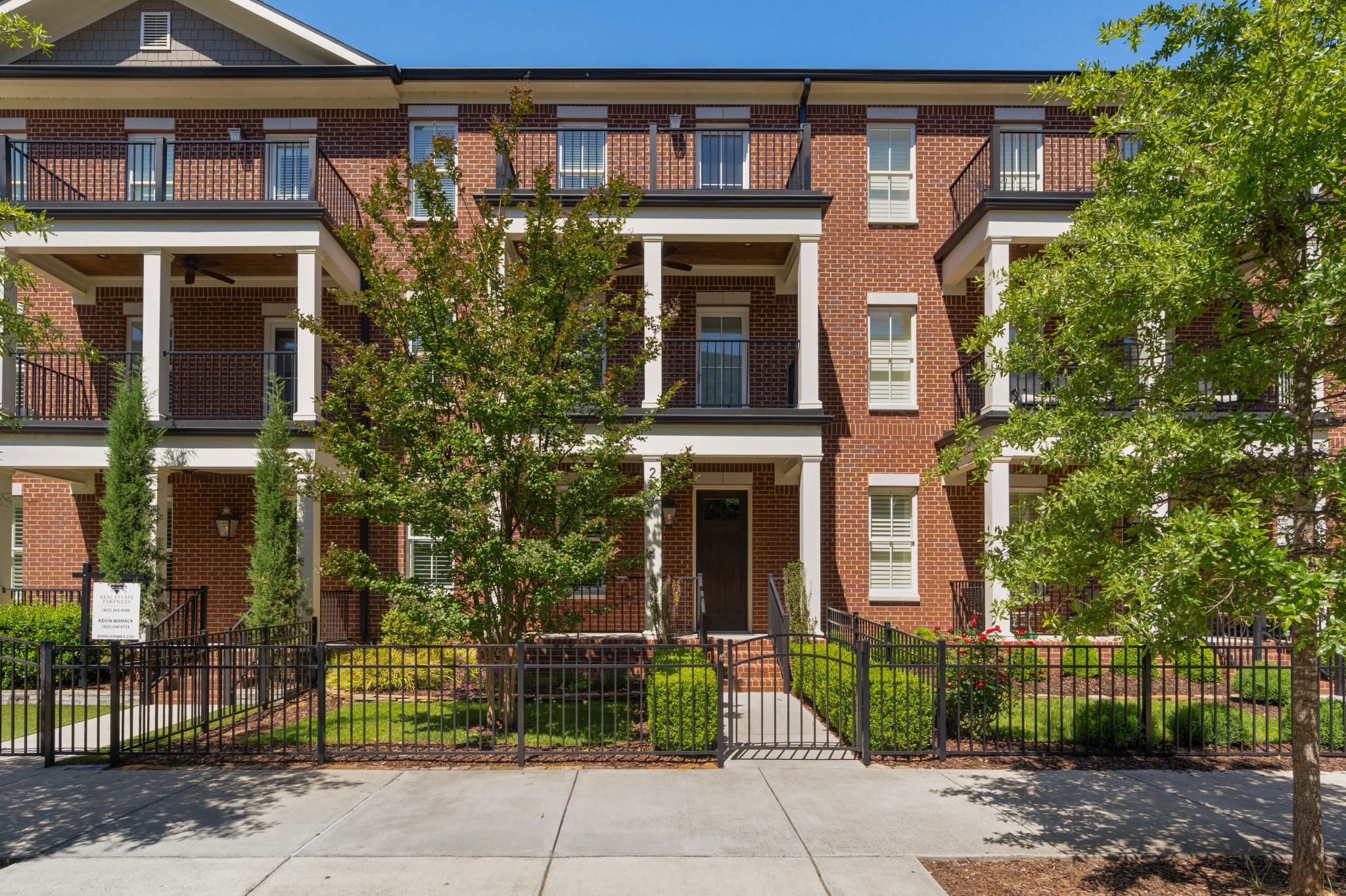 247 Walnut Street Property Photo 1