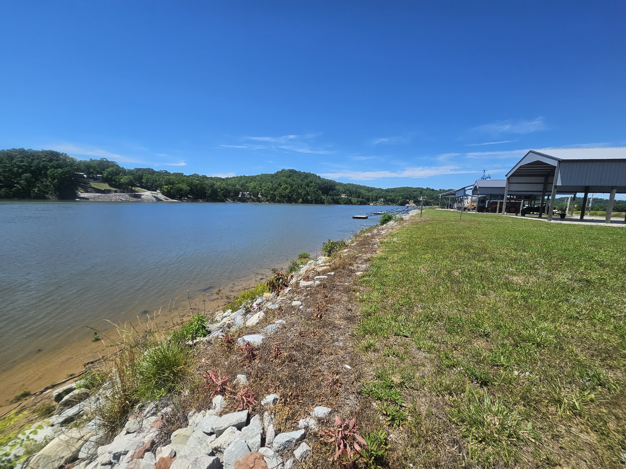 1685 Hardin Bottom River Rd Property Photo 1