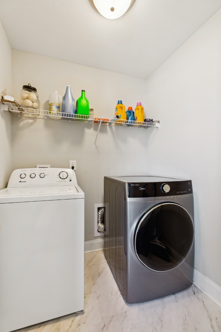171 Sambar Dr Property Photo 25