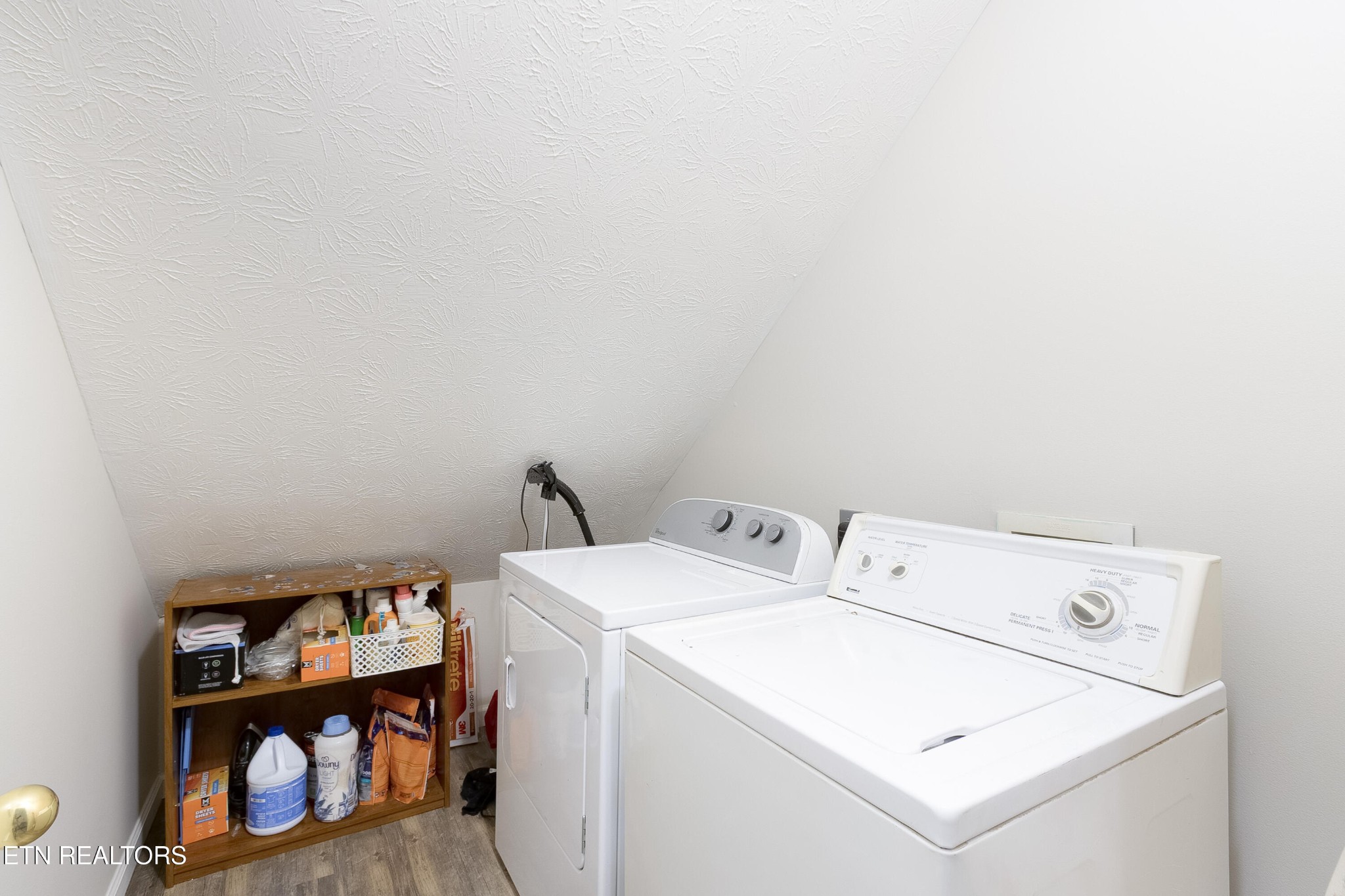 7114 Hannah Brook Rd Property Photo 18