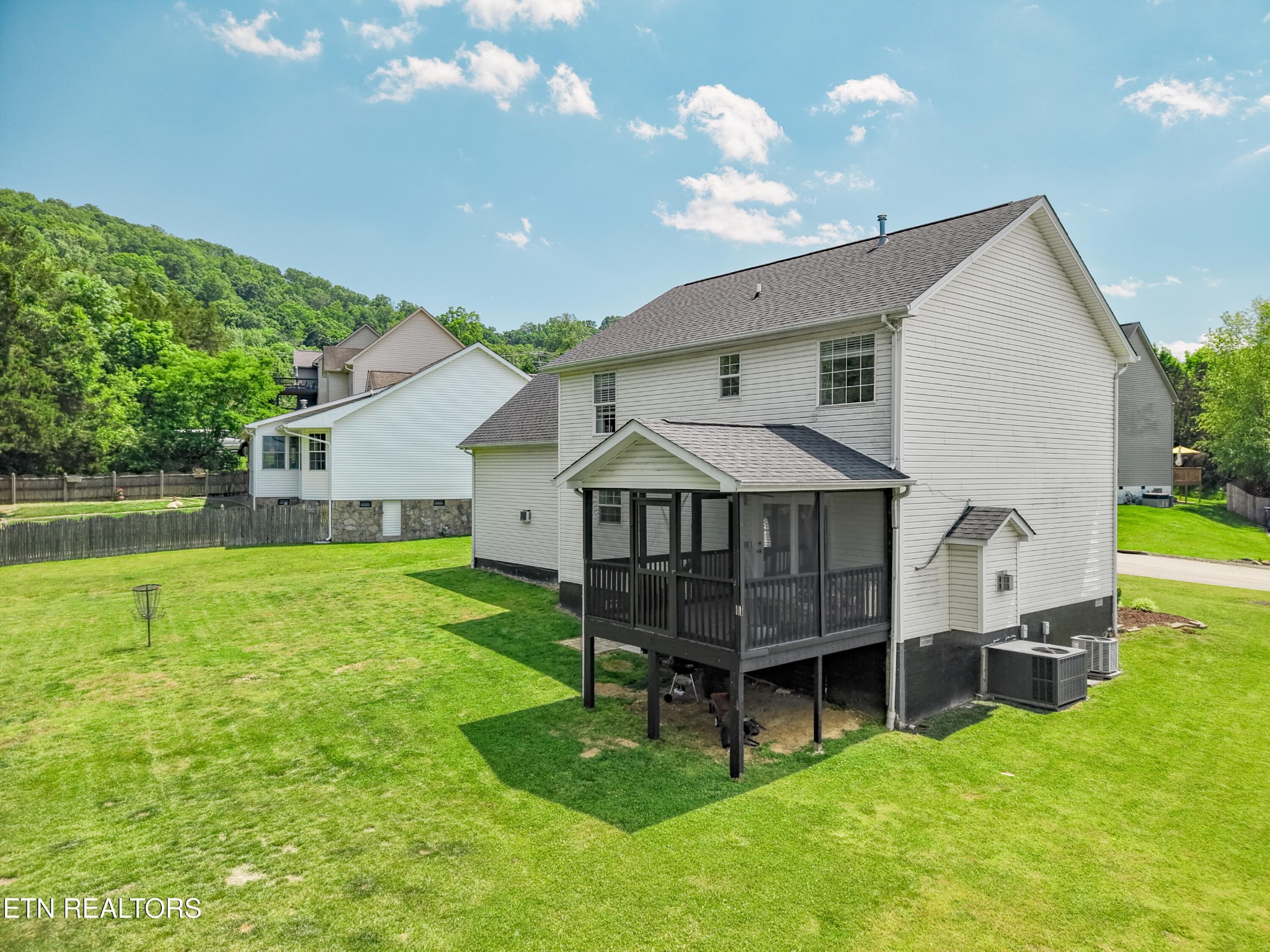 7114 Hannah Brook Rd Property Photo 21