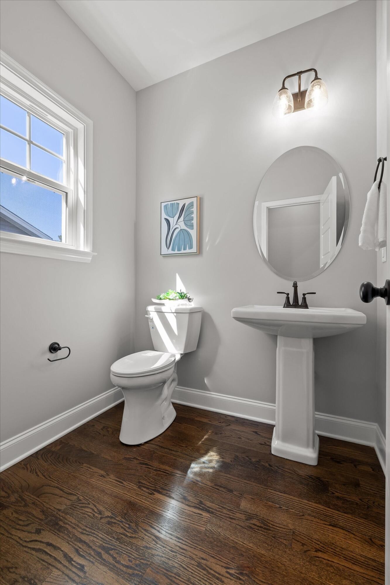 1872 Oakvale Drive Property Photo 8