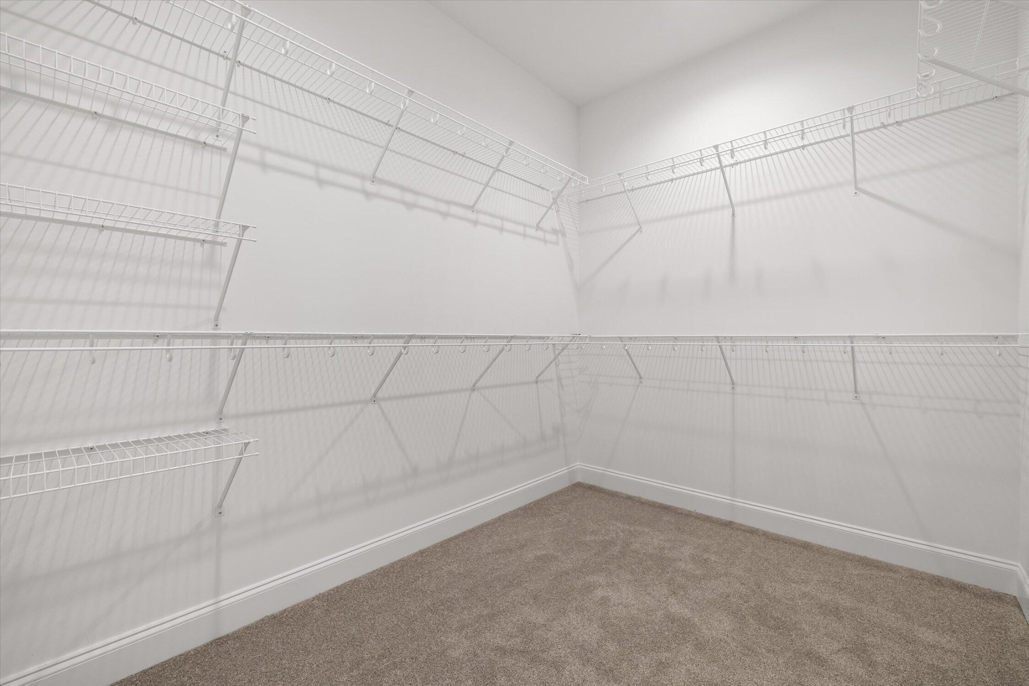 1872 Oakvale Drive Property Photo 34