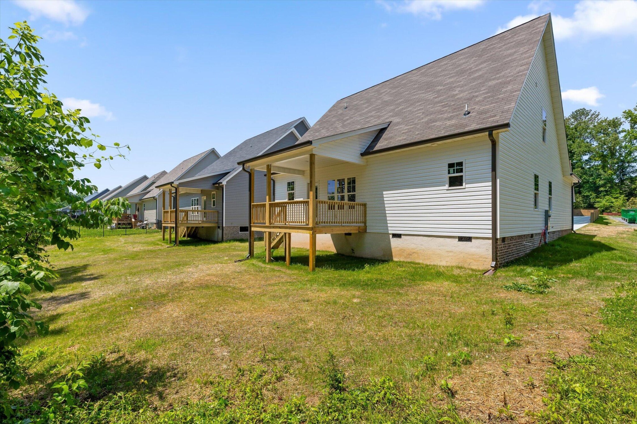 1872 Oakvale Drive Property Photo 48