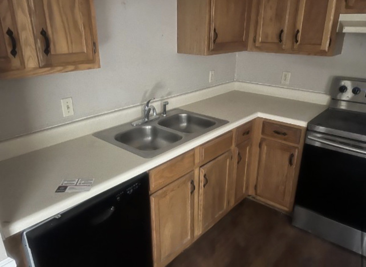 3251 Anderson Rd Property Photo 5