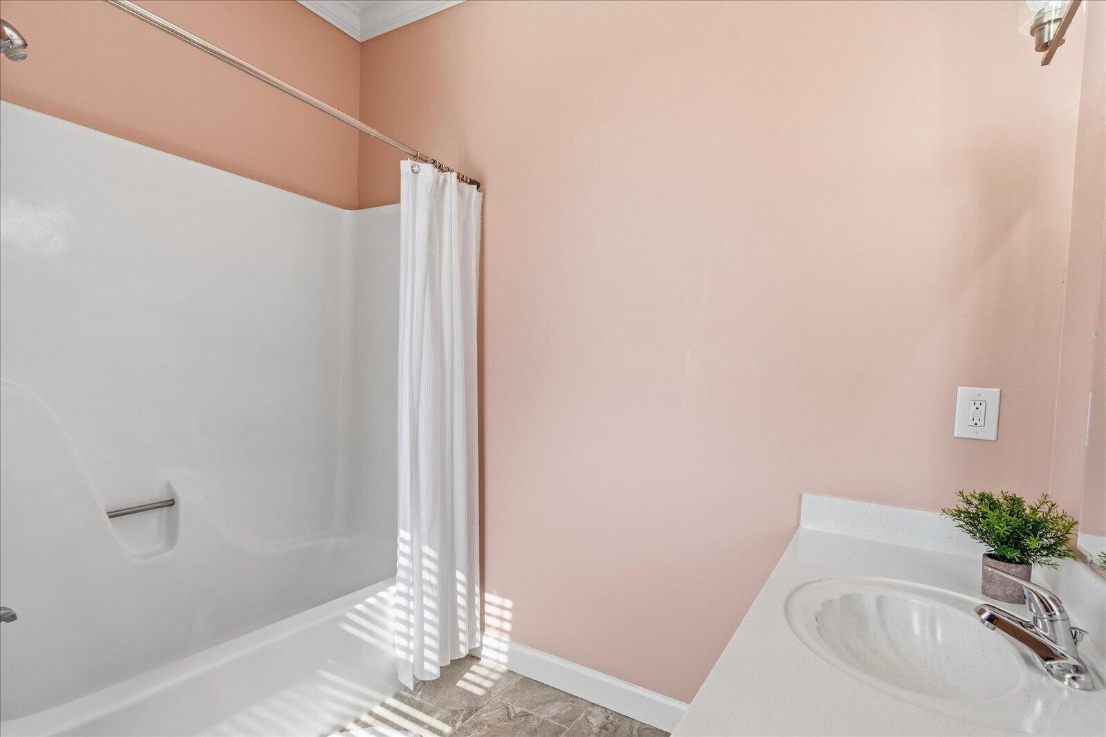 551 N Crest Court Property Photo 32