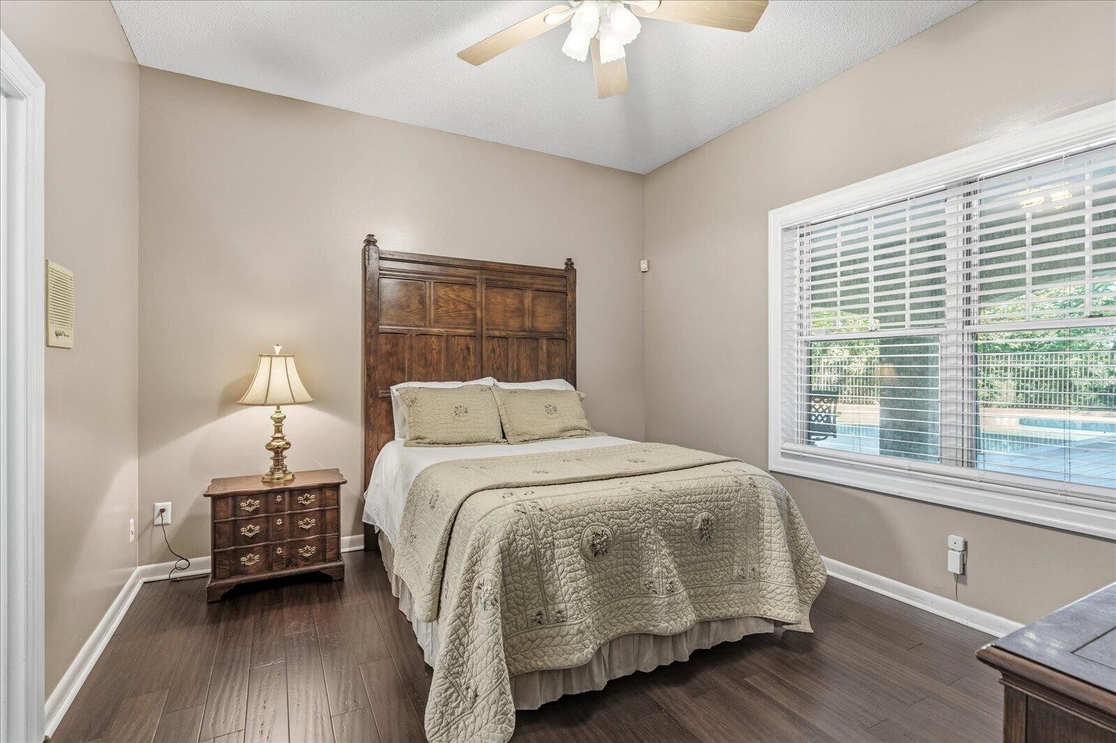 551 N Crest Court Property Photo 44