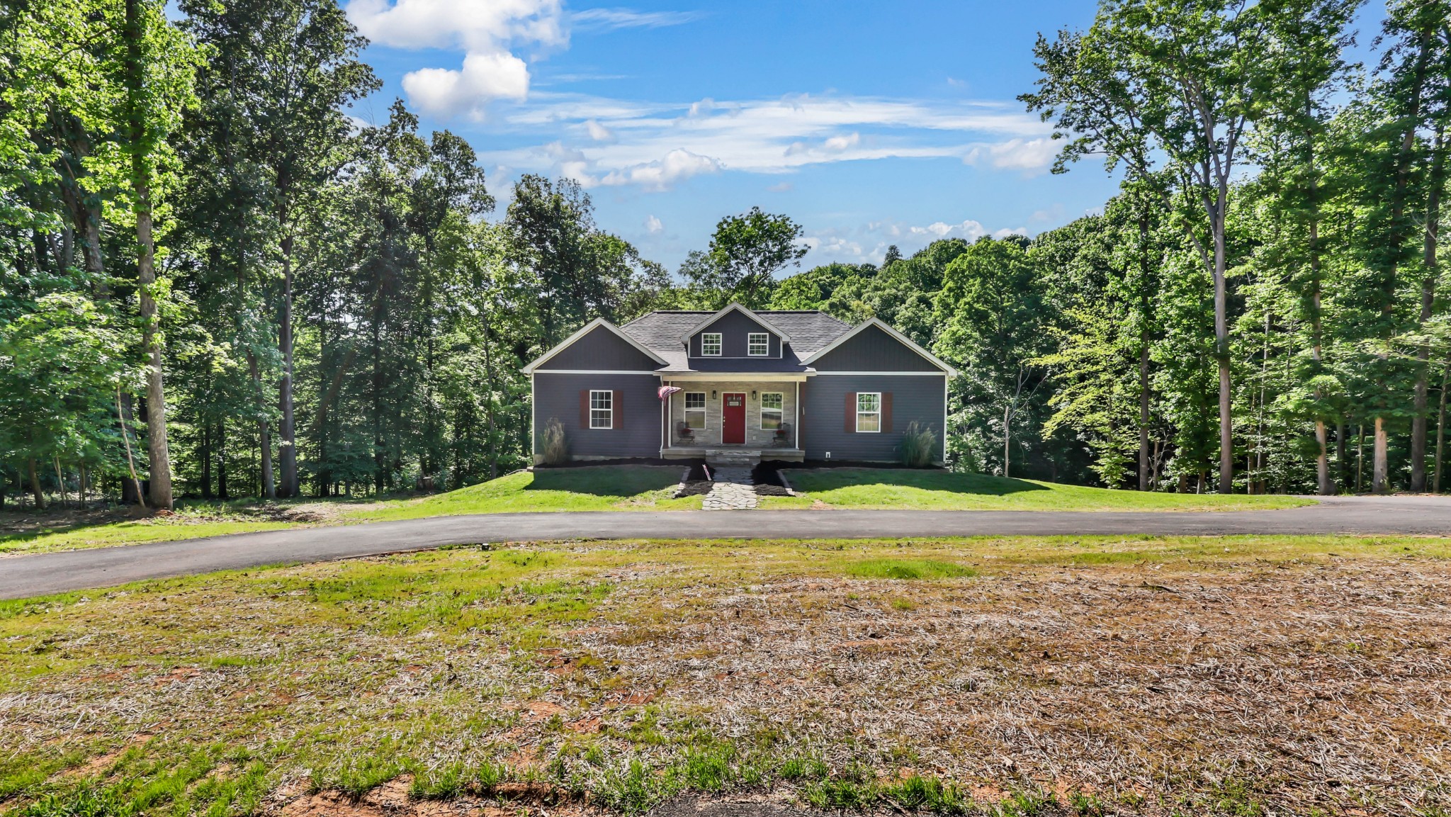 407 Summerfield Dr Property Photo 3