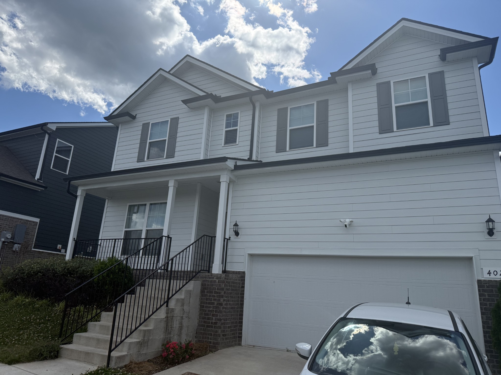 402 Jet Stream Dr Property Photo 1