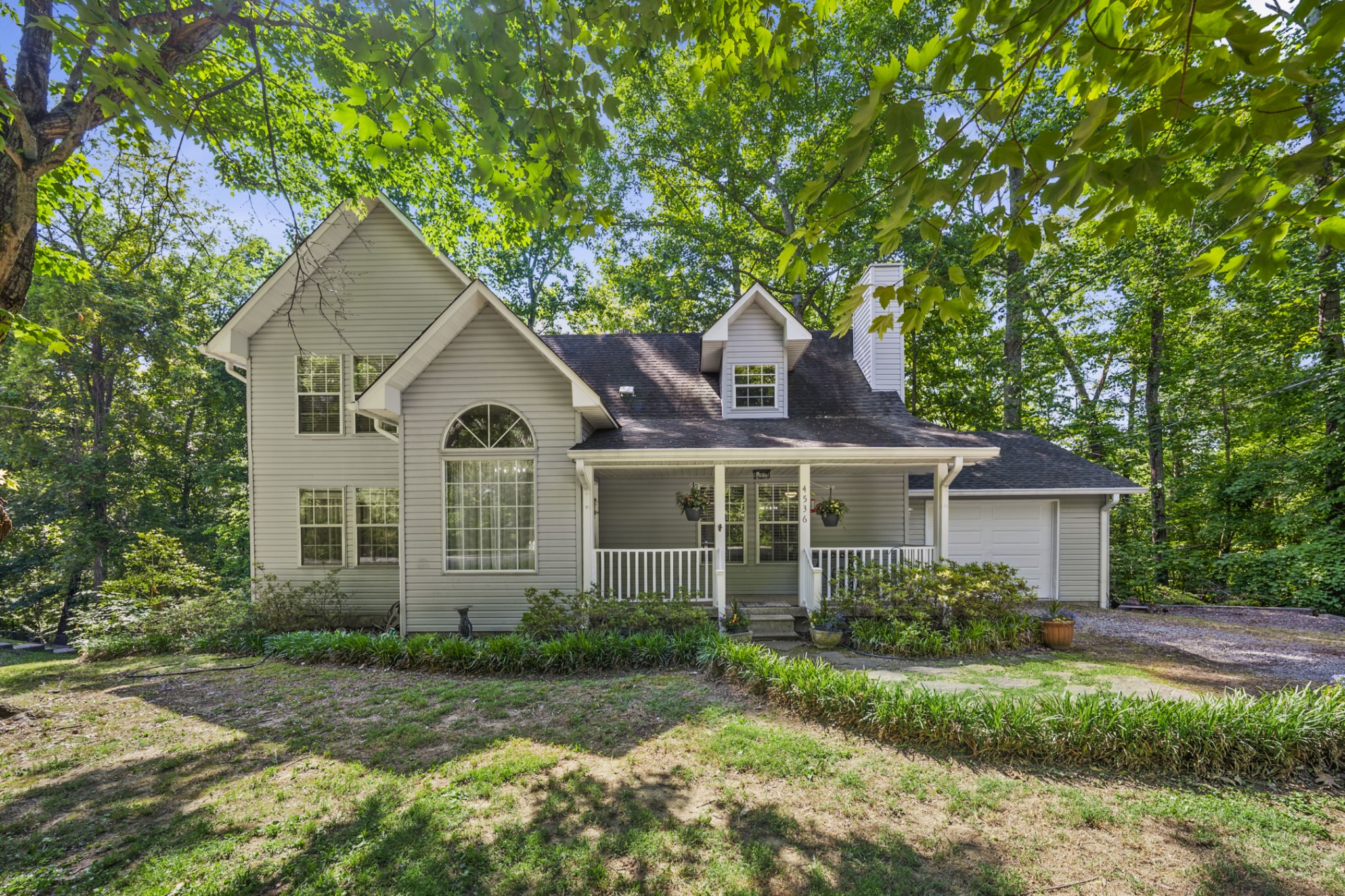 4536 Tanglewood Rd Property Photo 1