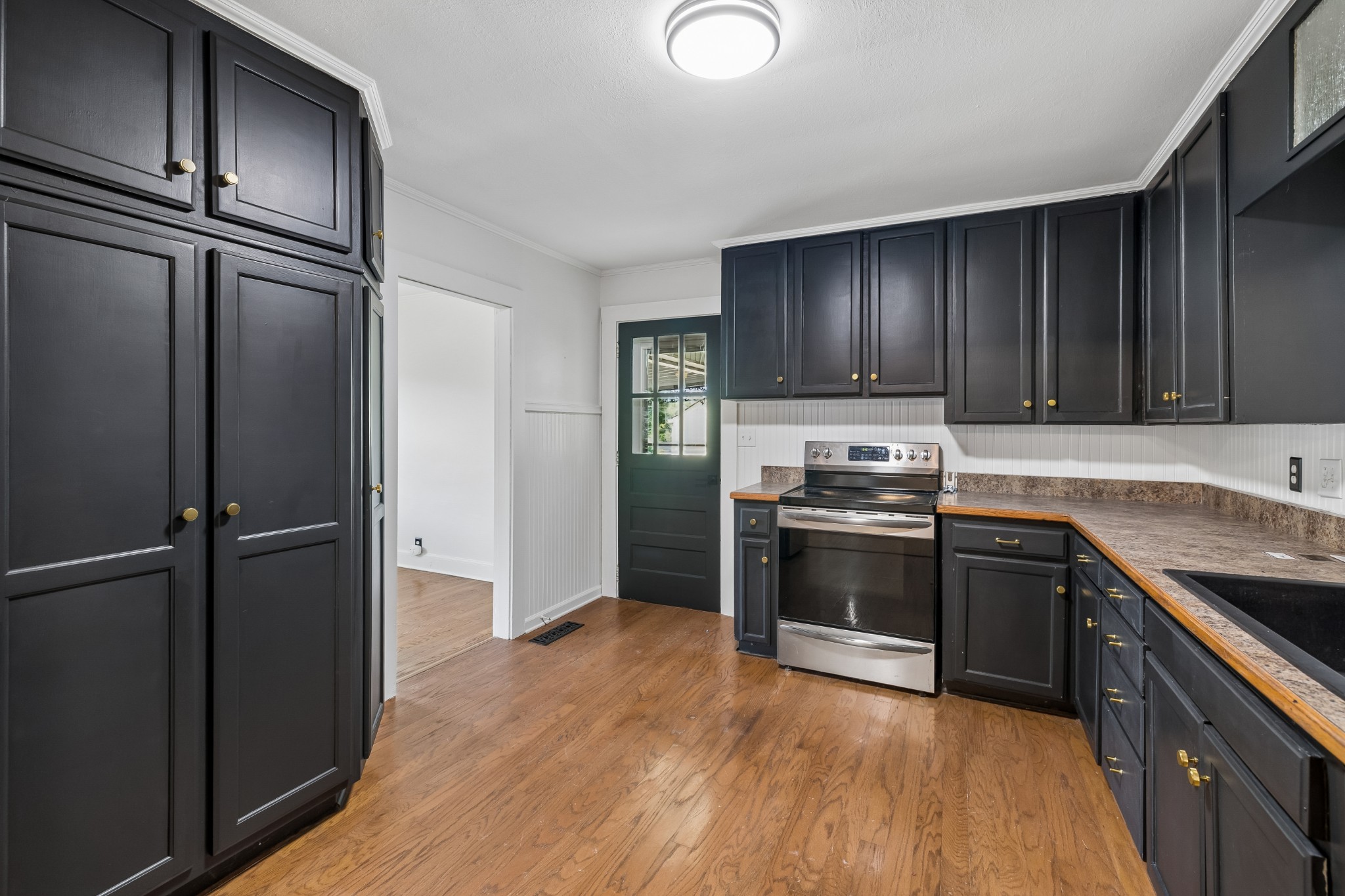 707 Jefferson Ave, E Property Photo 13
